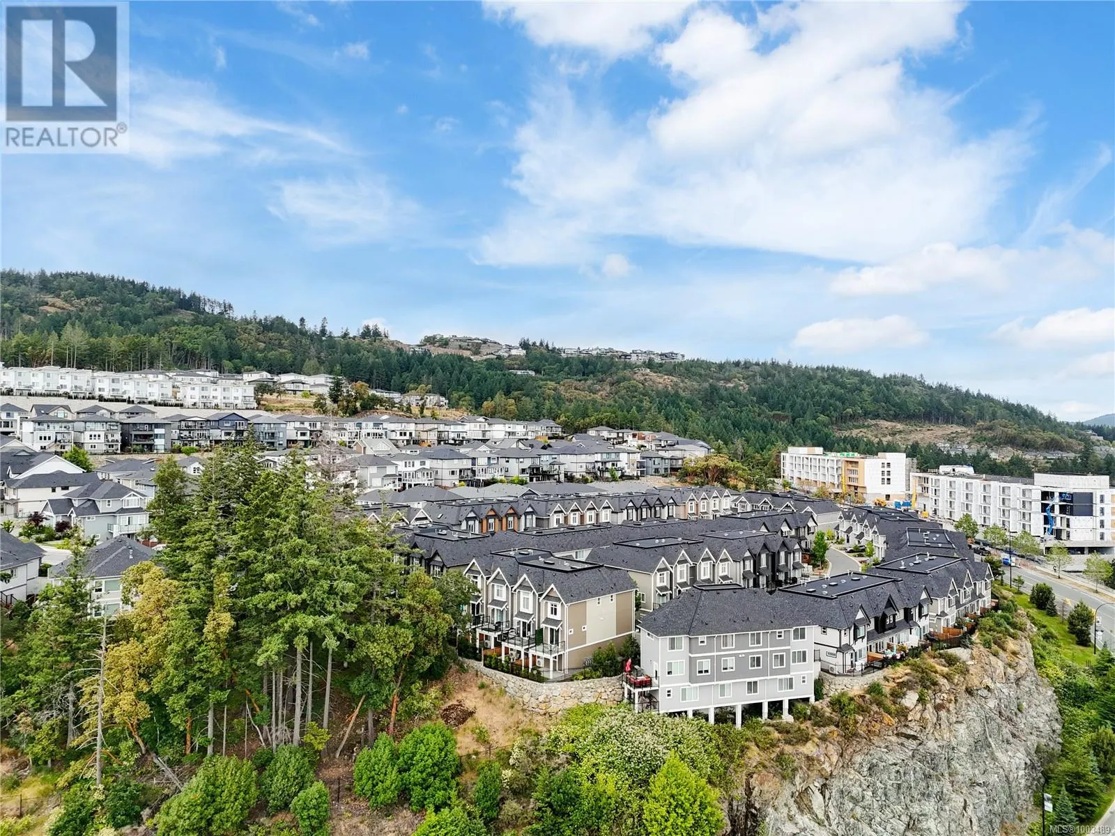 1161 Moonstone Loop