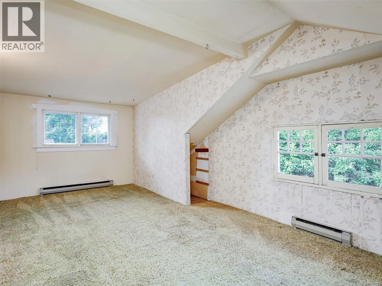 273 Linden Ave