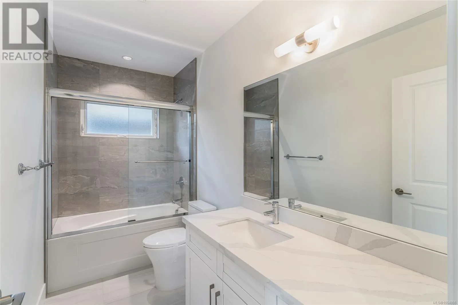 107 5160 Hammond Bay Rd