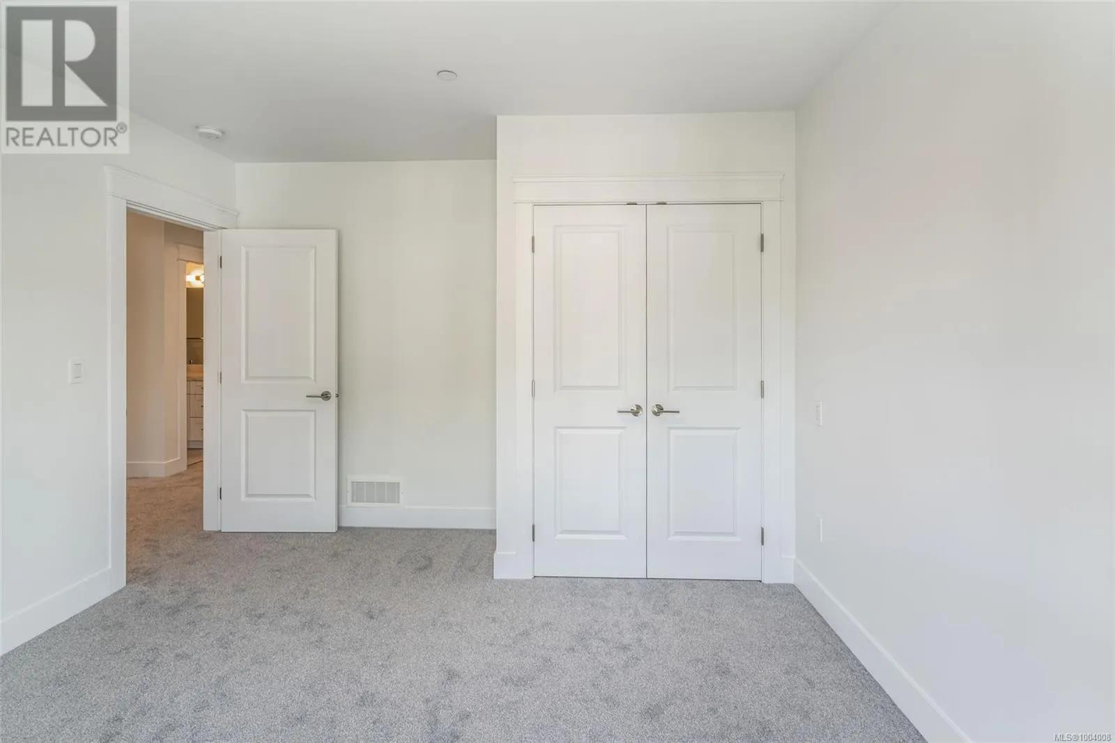 107 5160 Hammond Bay Rd