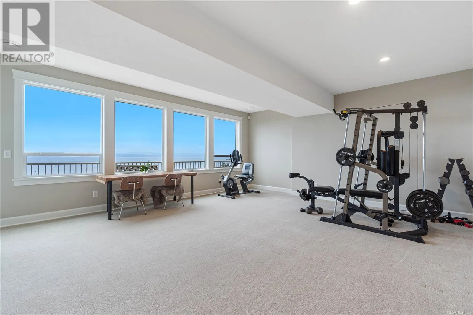5340 Royal Sea View