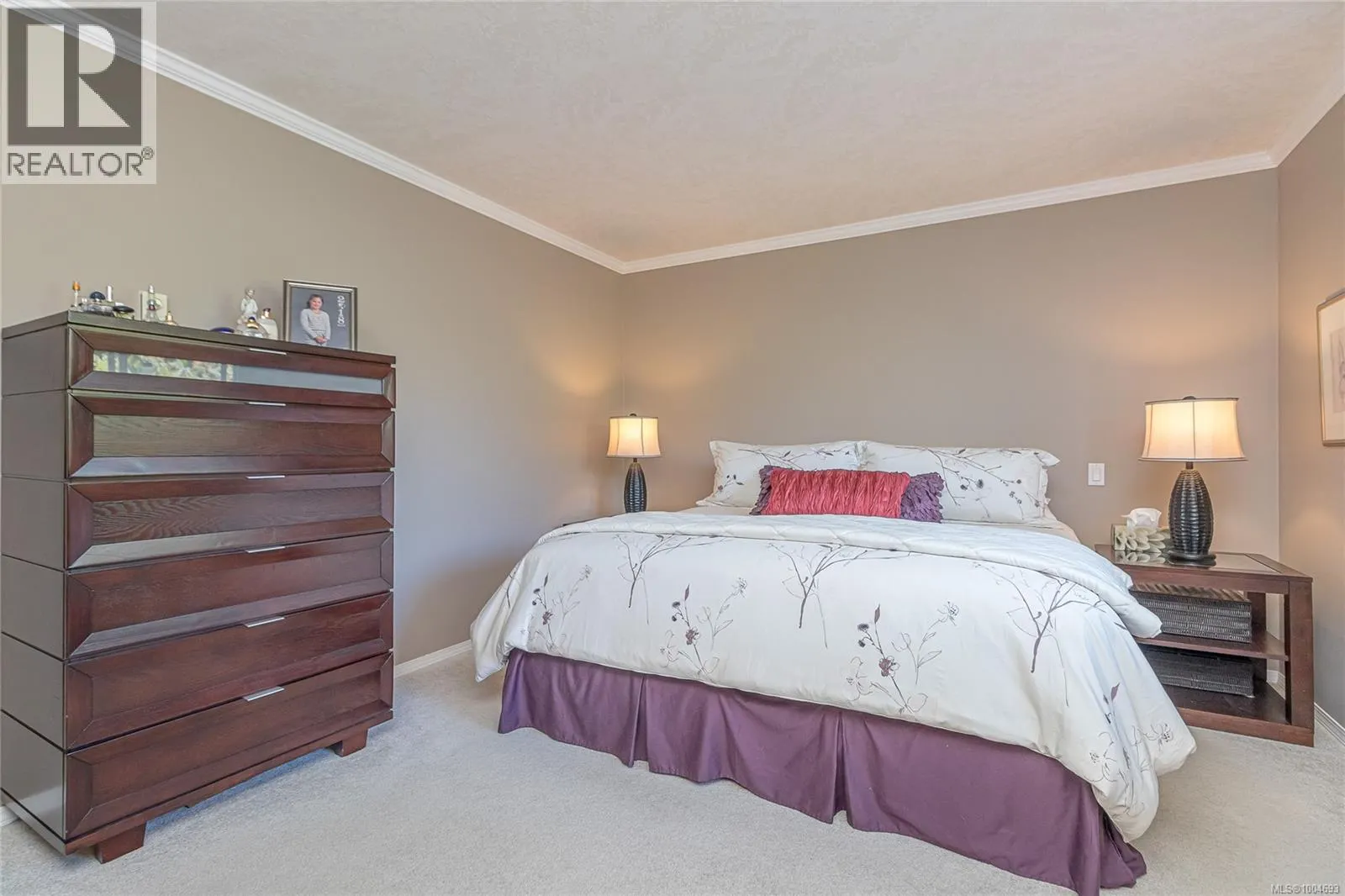 1163 Wellington Dr
