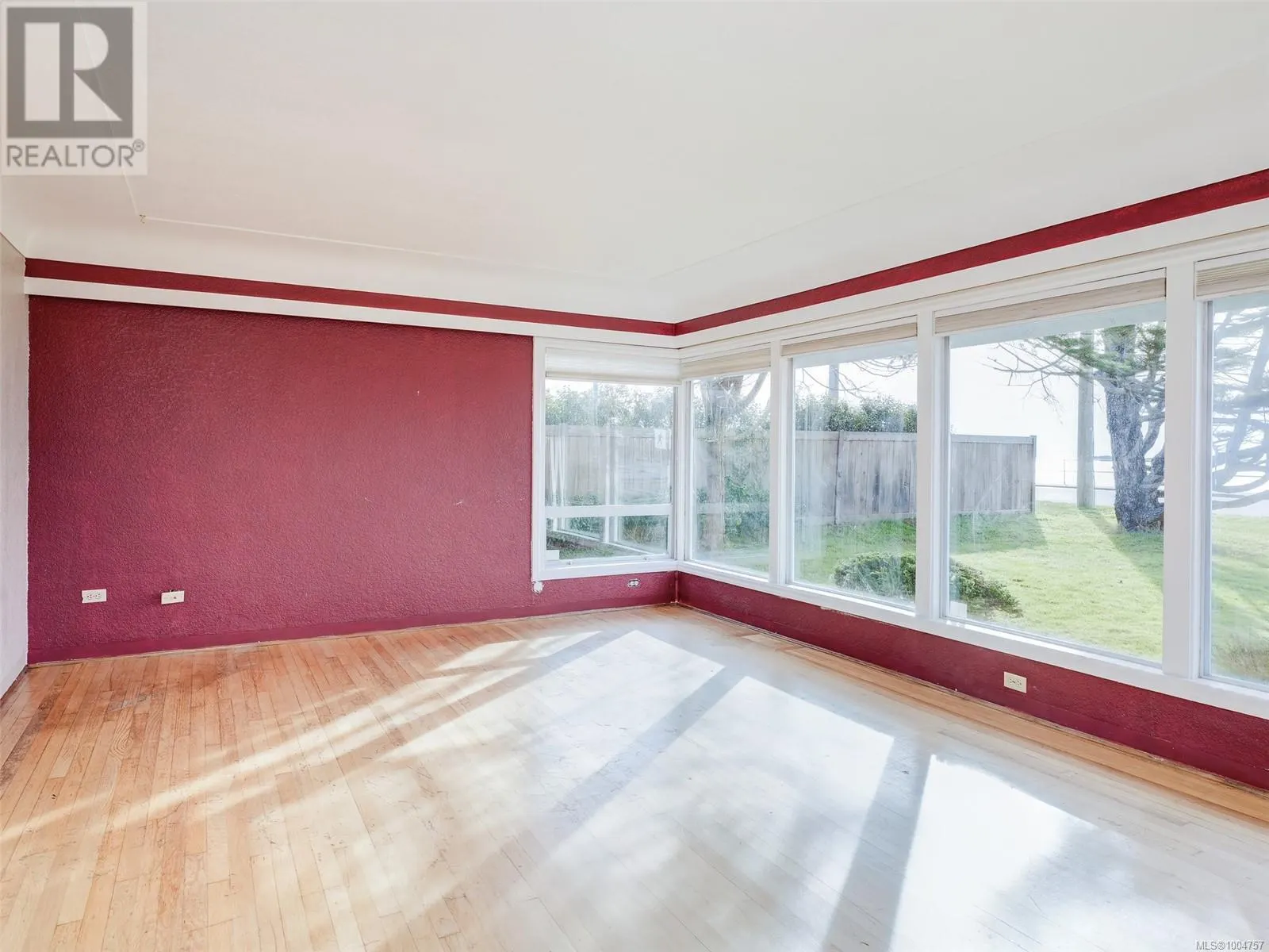 406 Beach Dr