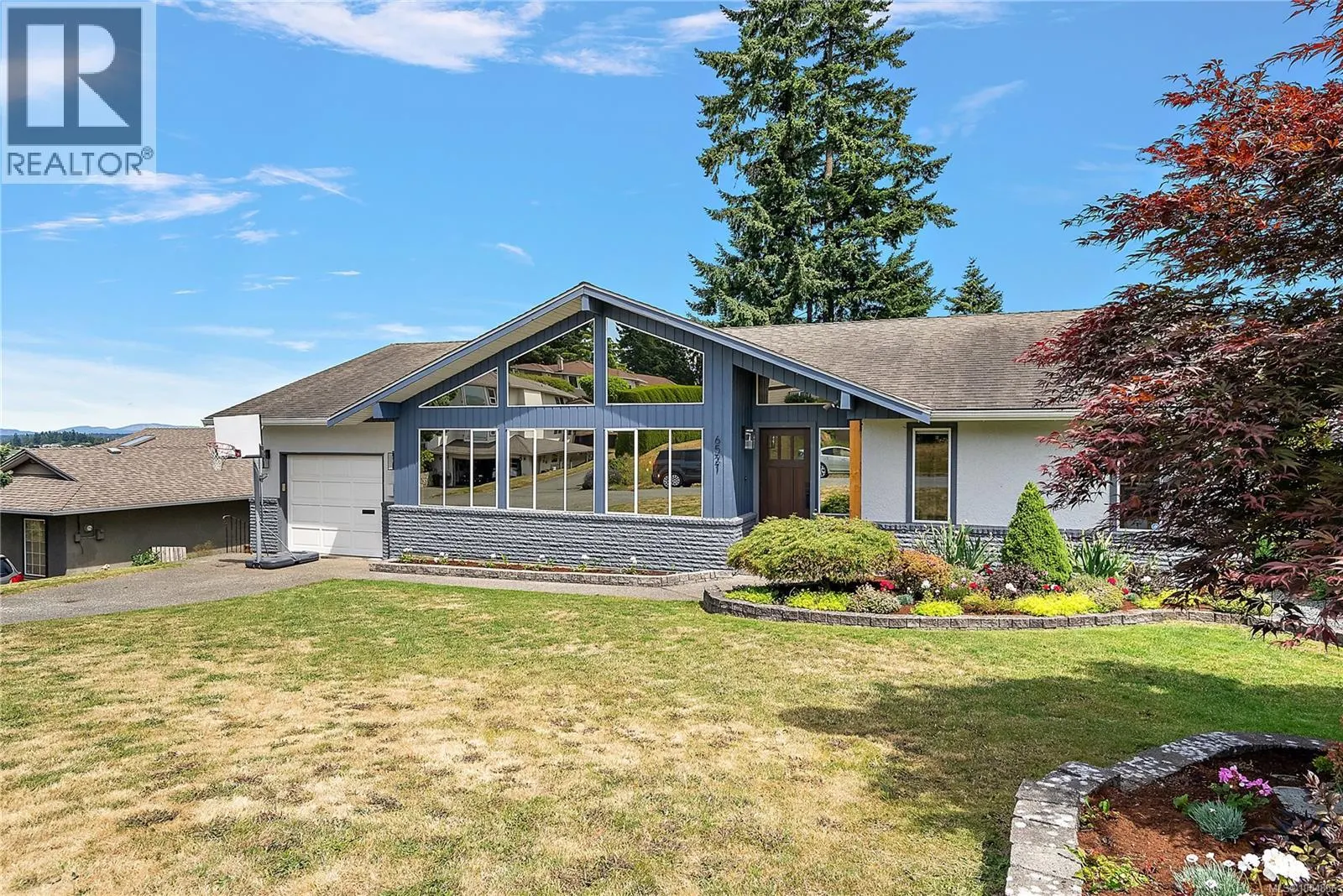 6521 Bella Vista Dr