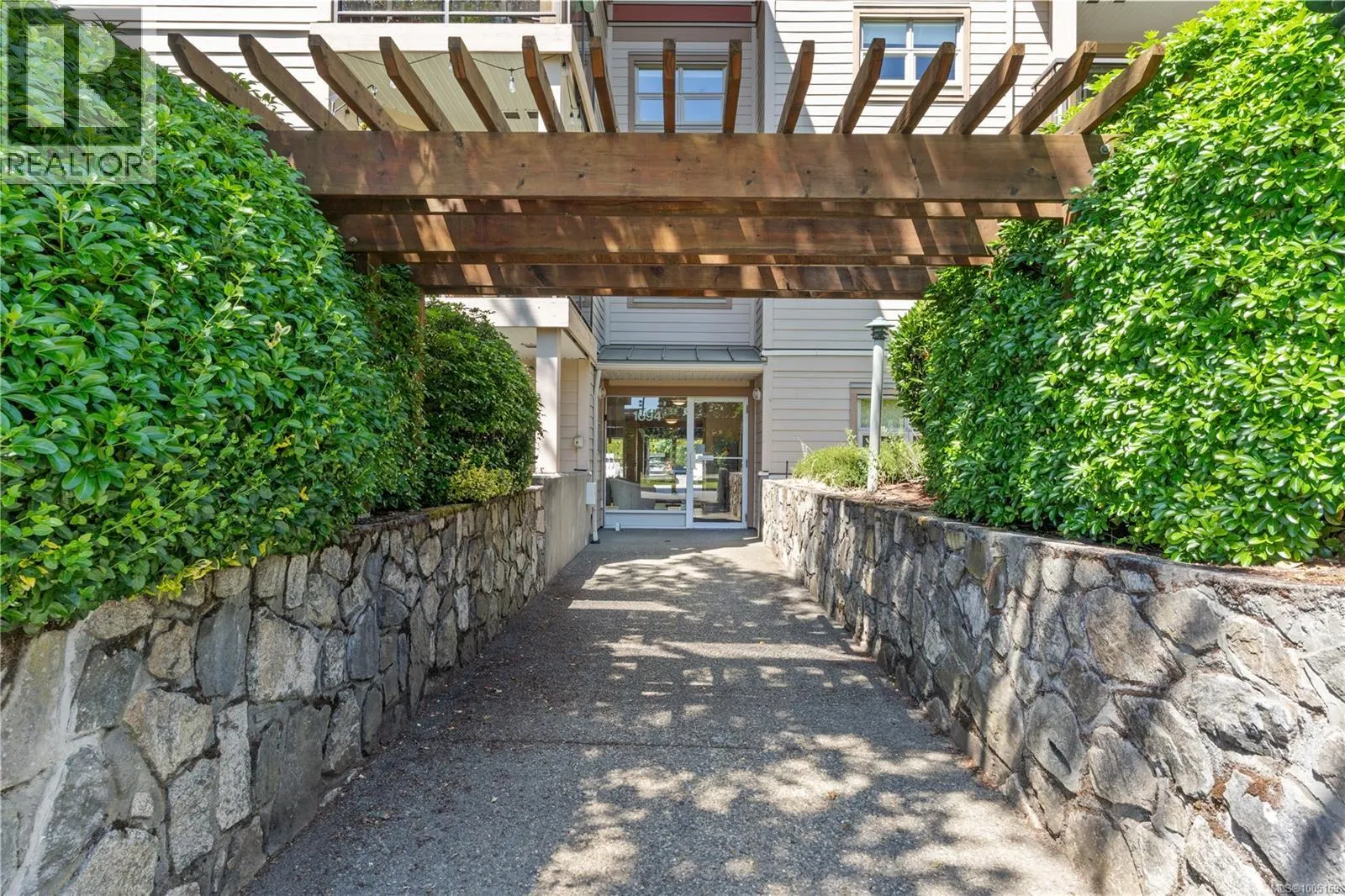 102 1694 Cedar Hill Cross Rd