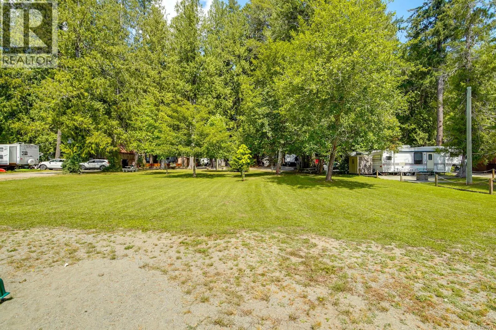 B7 10324 Lakeshore Rd