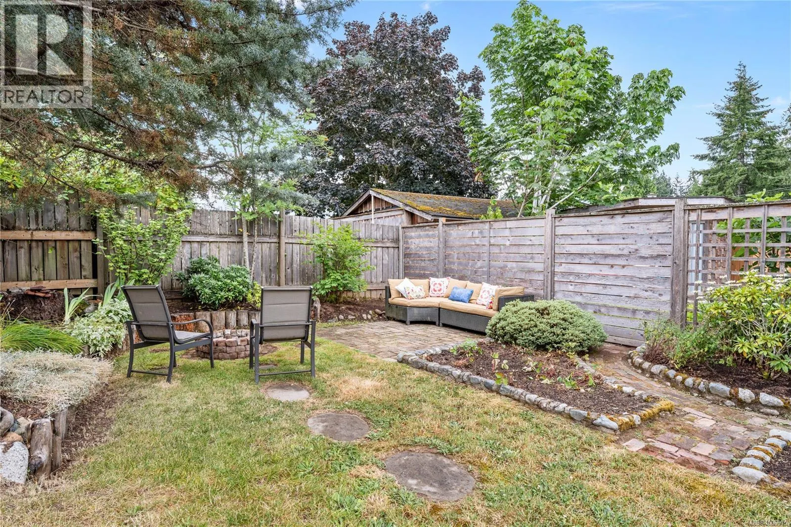 5463 Godfrey Rd