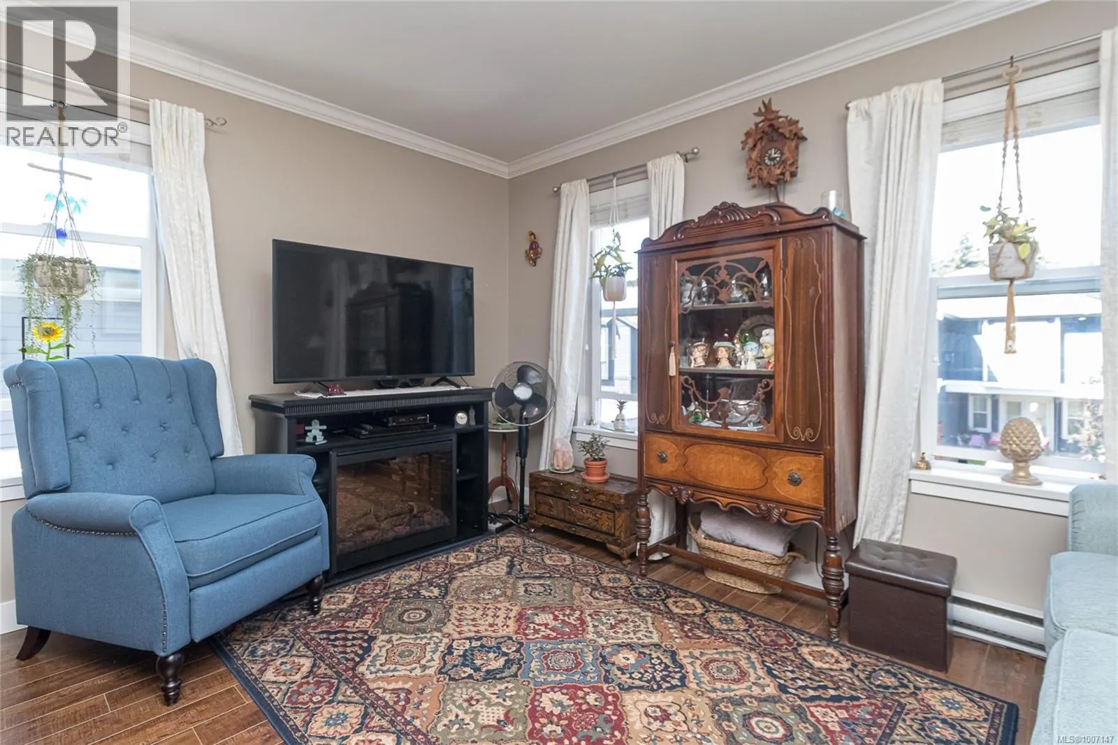 3284 Merlin Rd