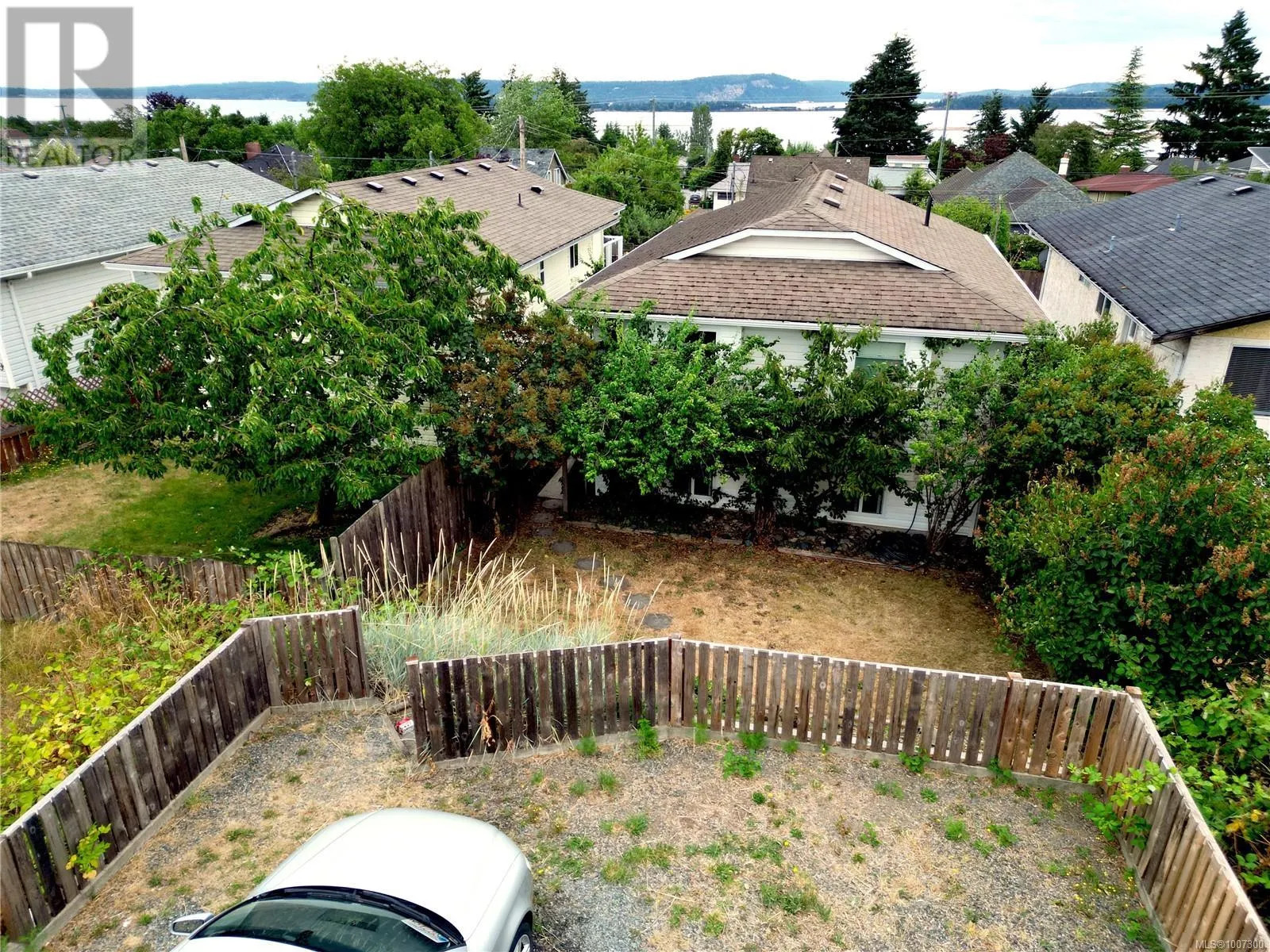 51 View St