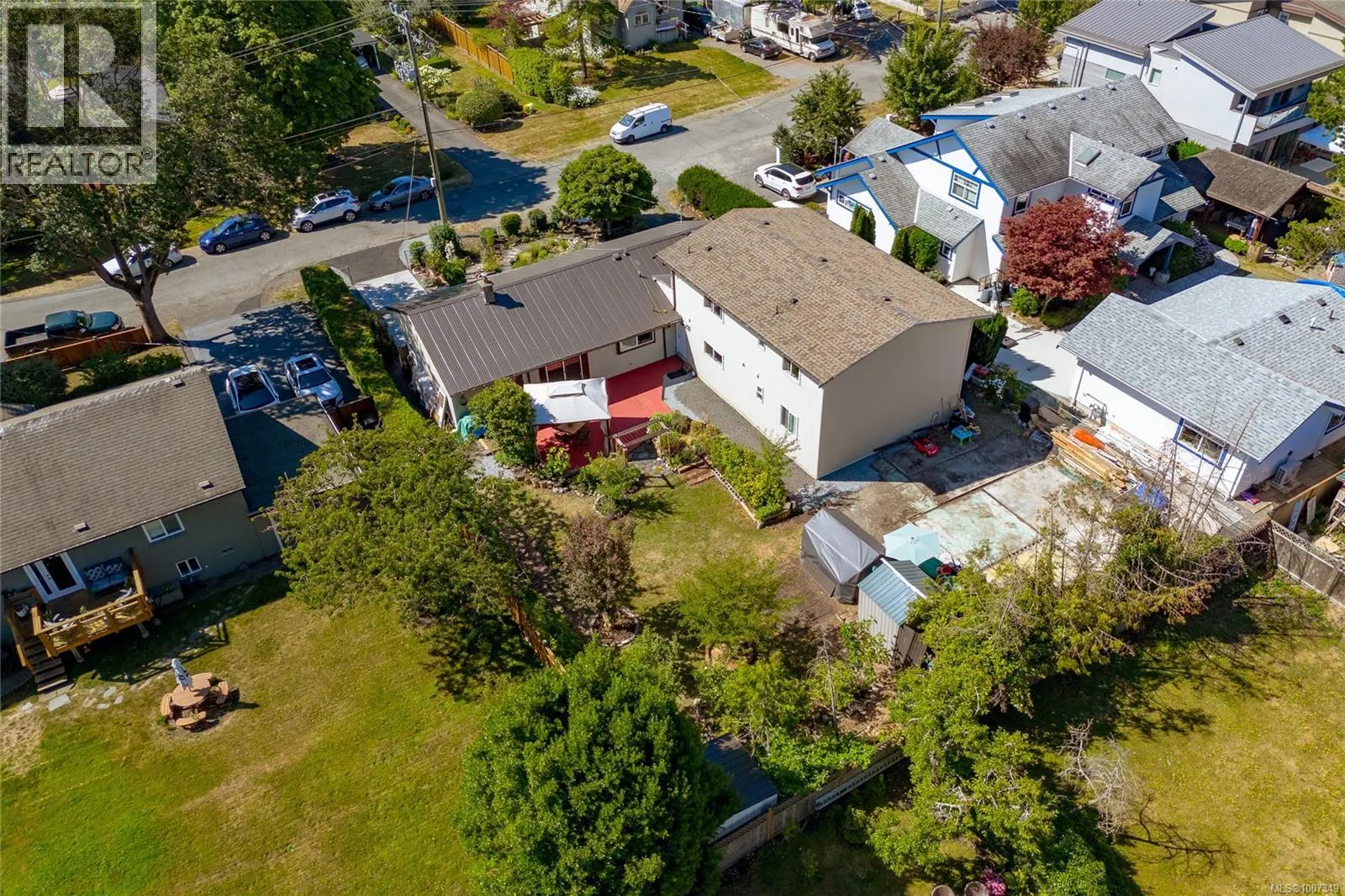 862 Canterbury Rd