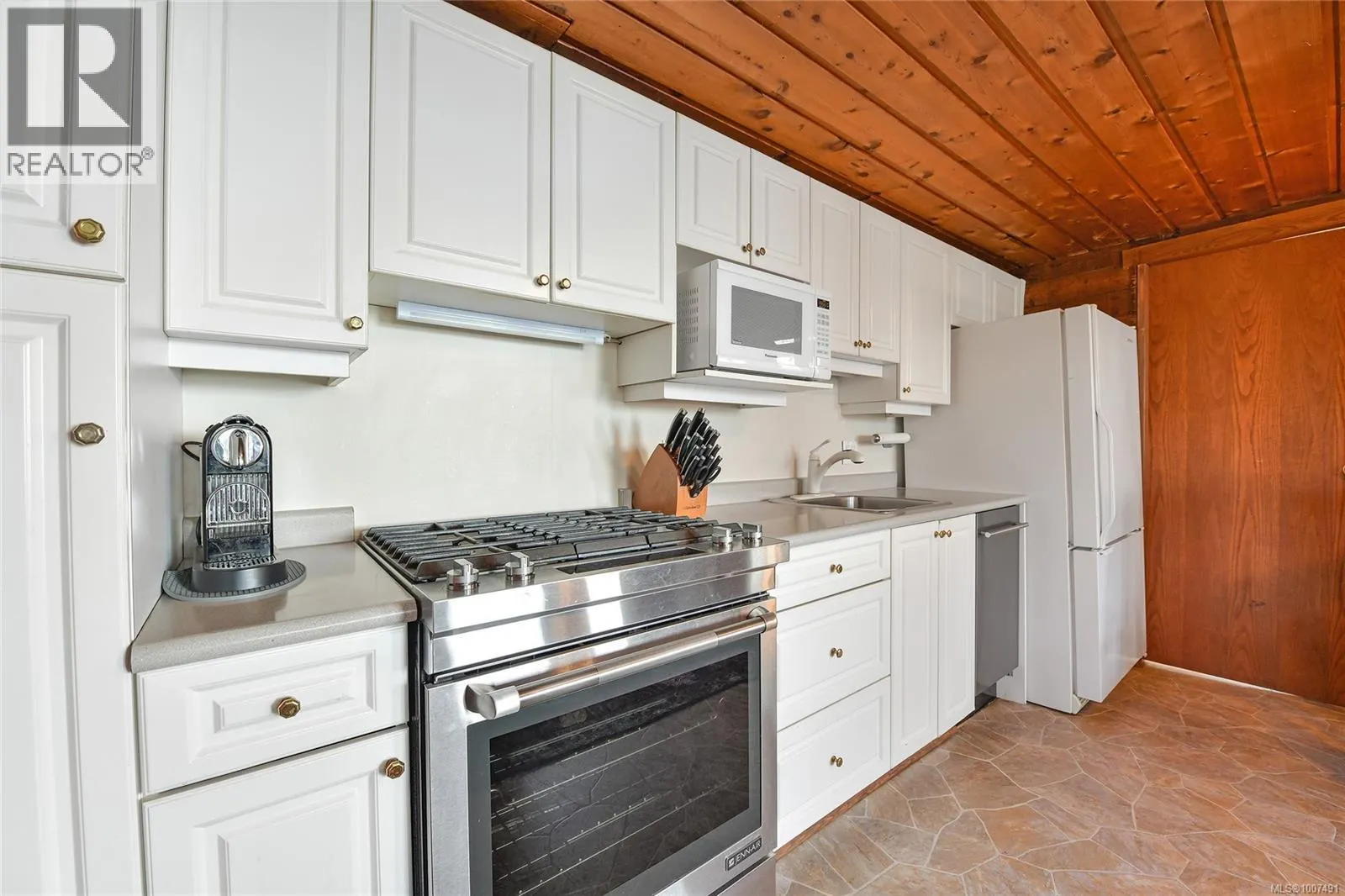 273 Coal Point Lane