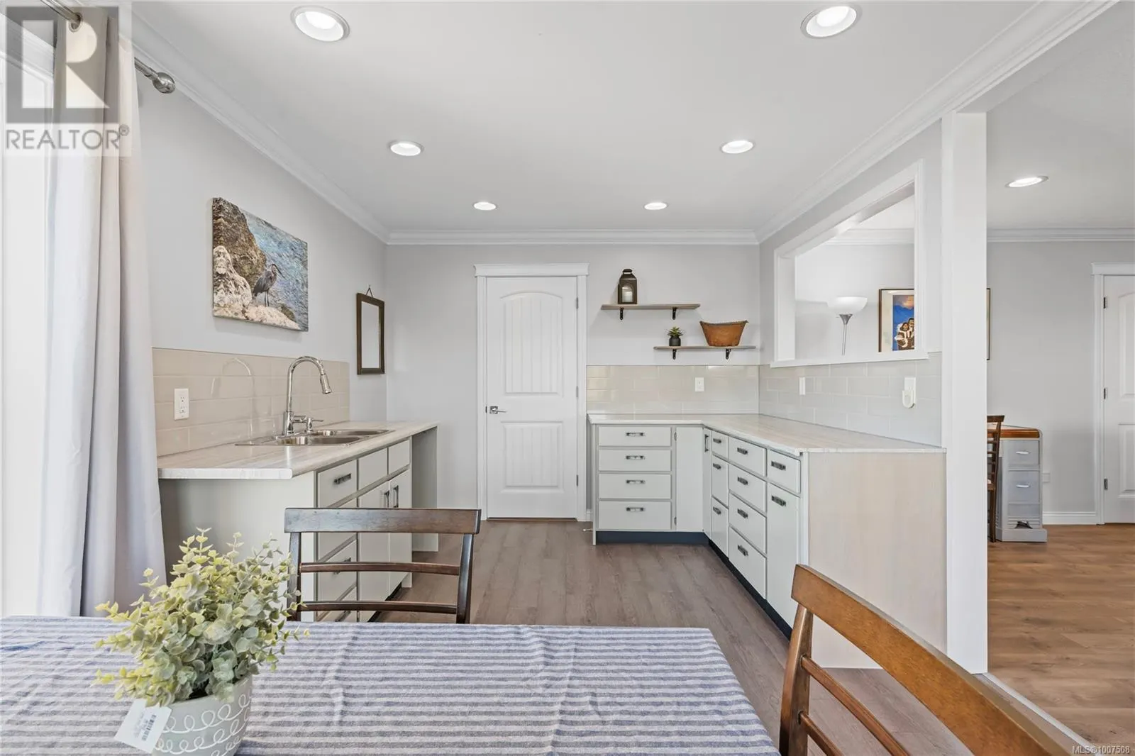 4124 Gulfview Dr