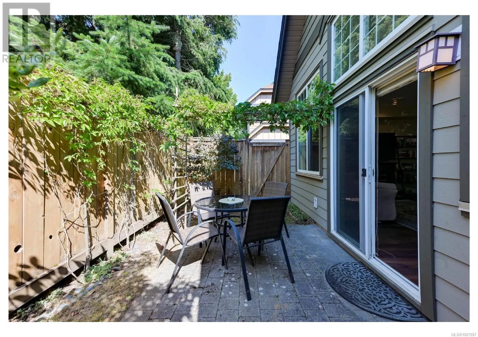 A 2220 Sooke Rd