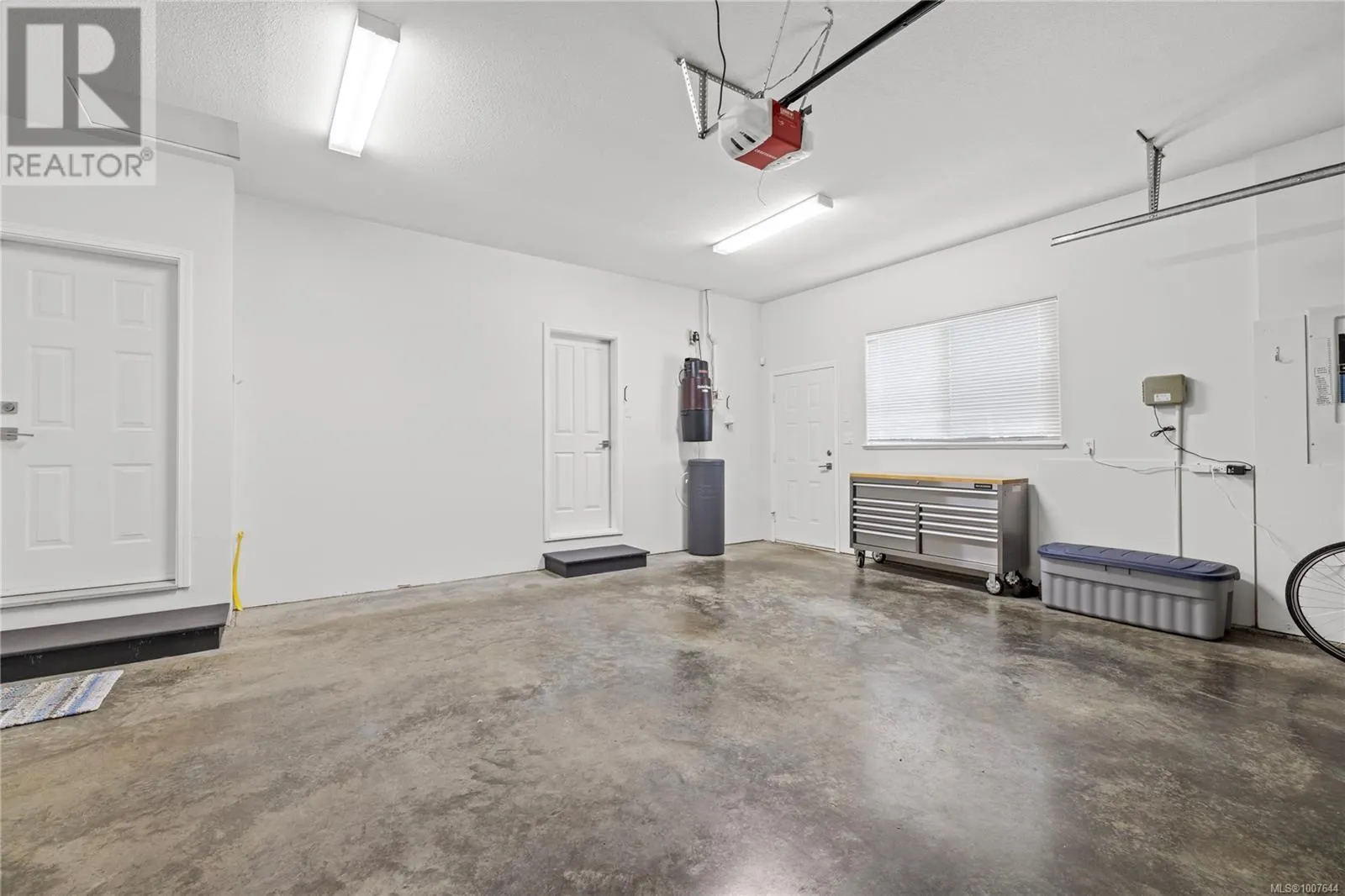 636 Morningstar Dr