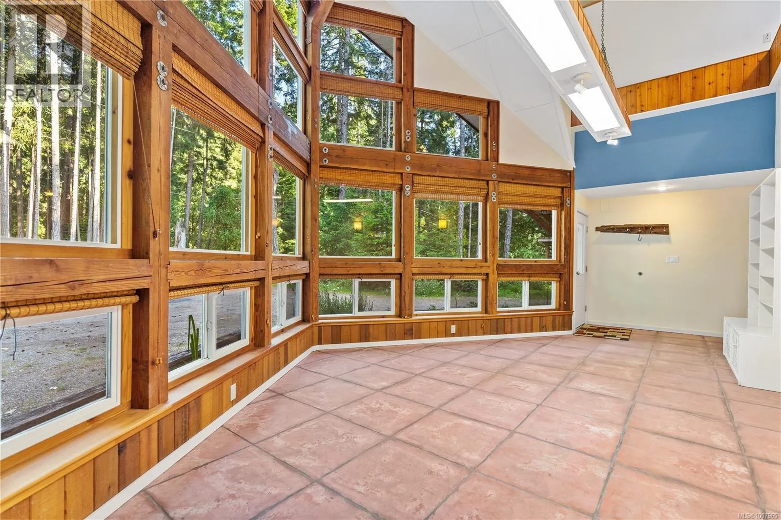 248 Suneagle Dr