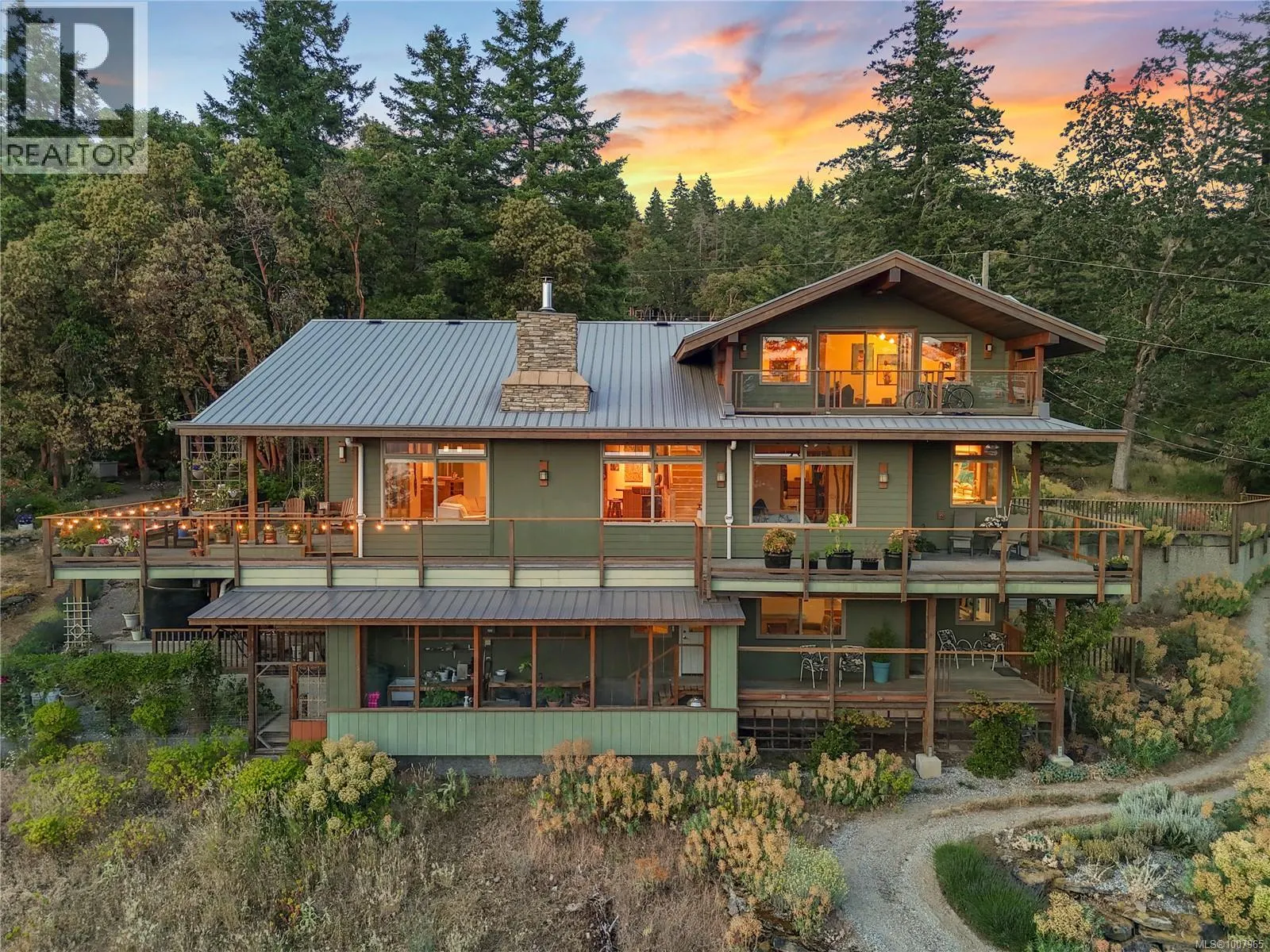 248 Suneagle Dr