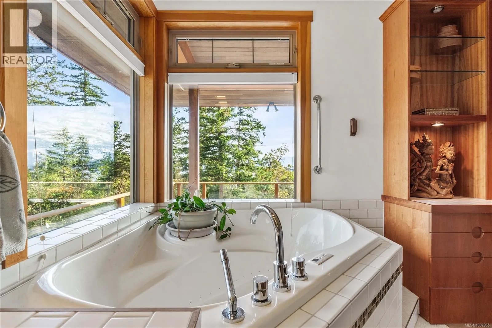 248 Suneagle Dr