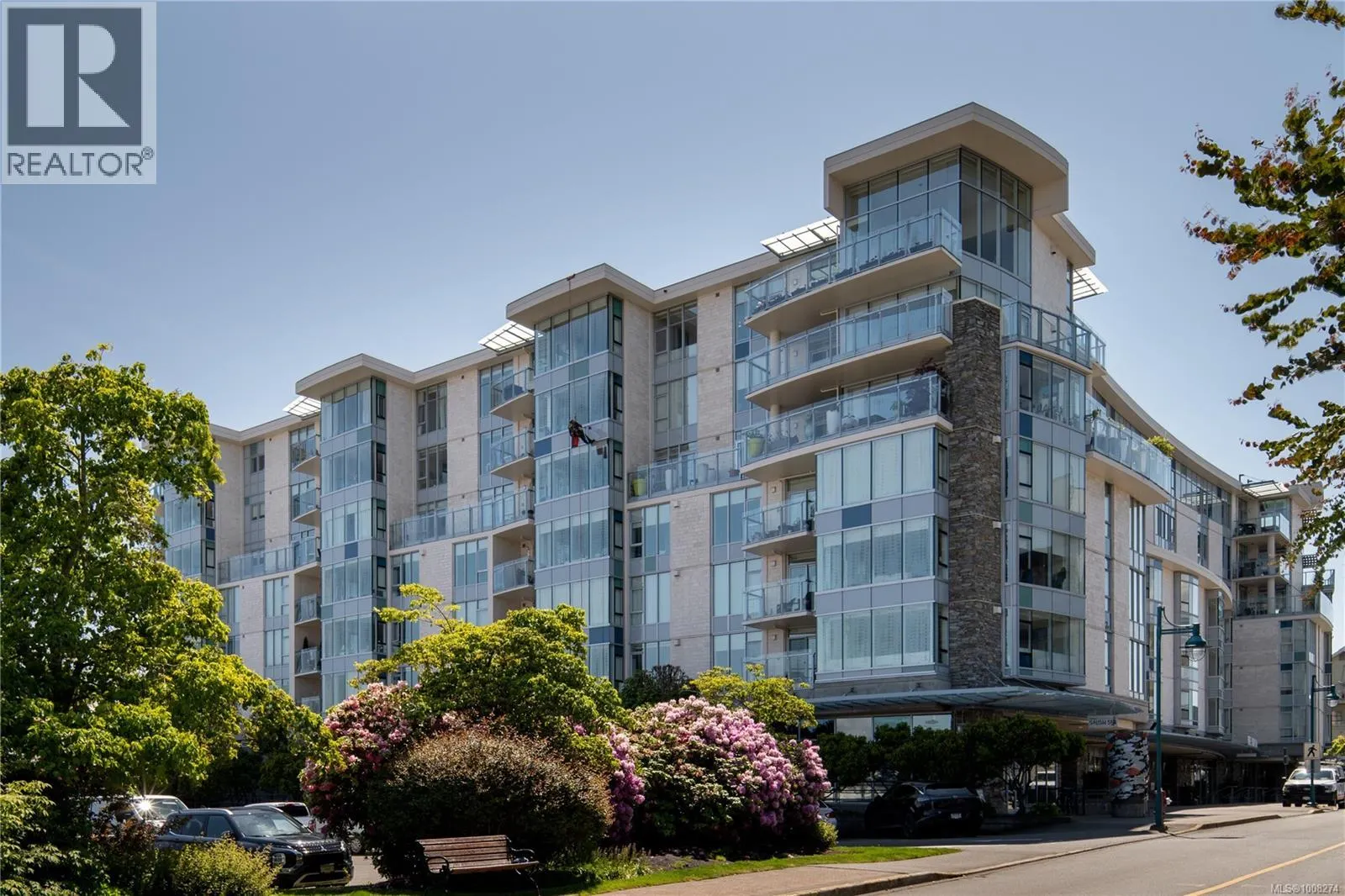 201 9809 SEAPORT Pl