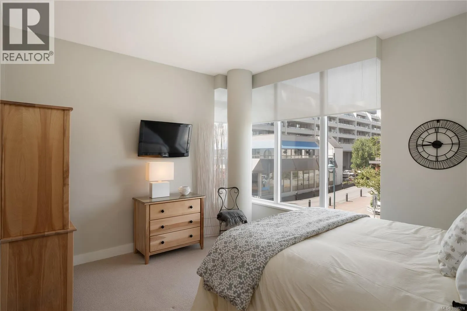 201 9809 SEAPORT Pl