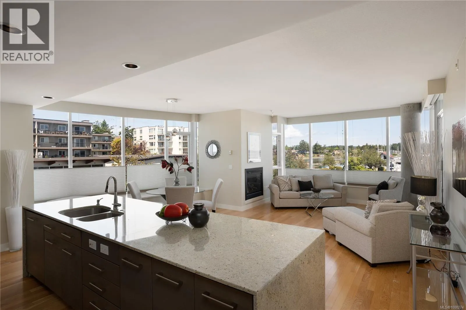 201 9809 SEAPORT Pl
