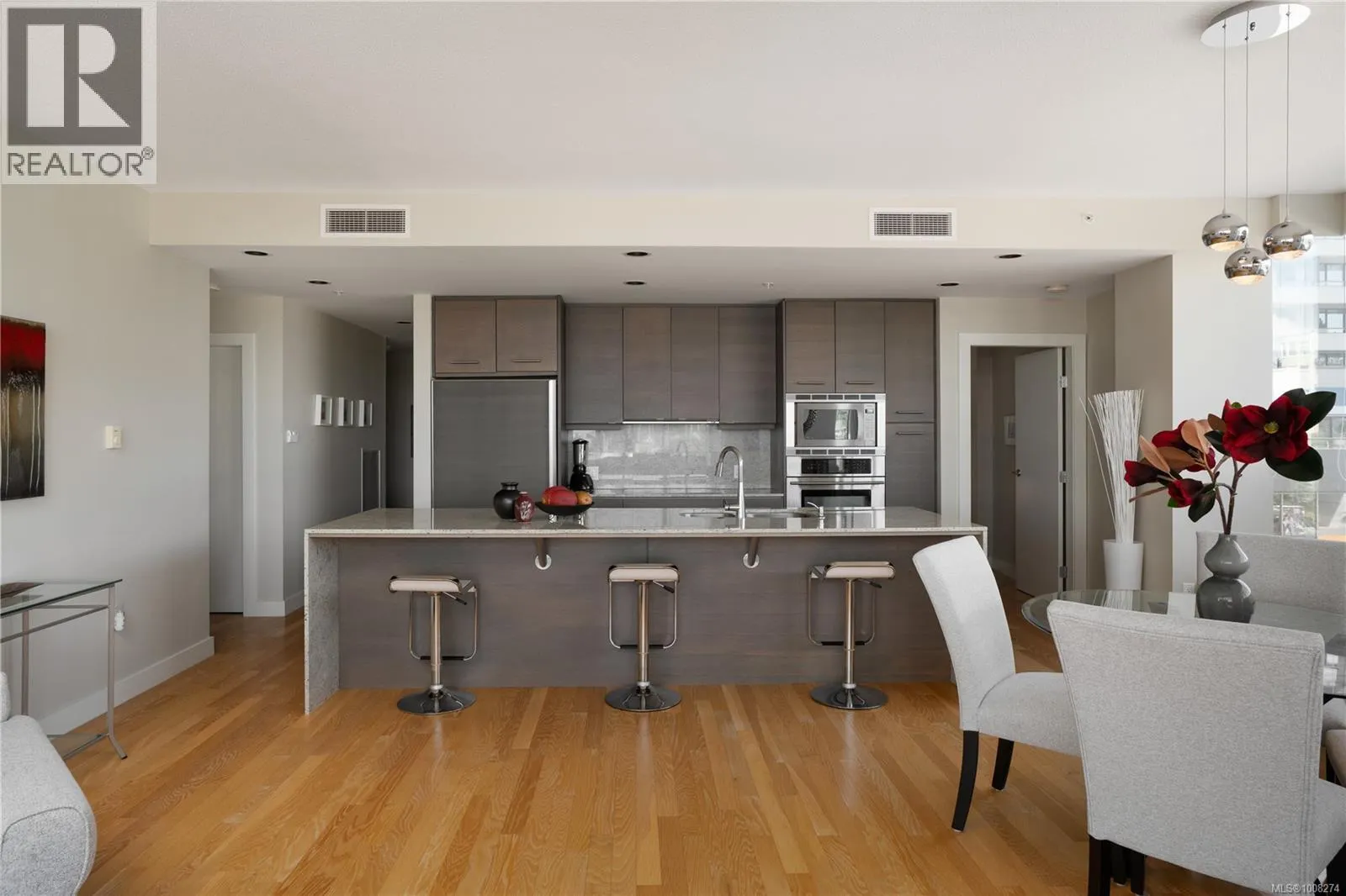 201 9809 SEAPORT Pl