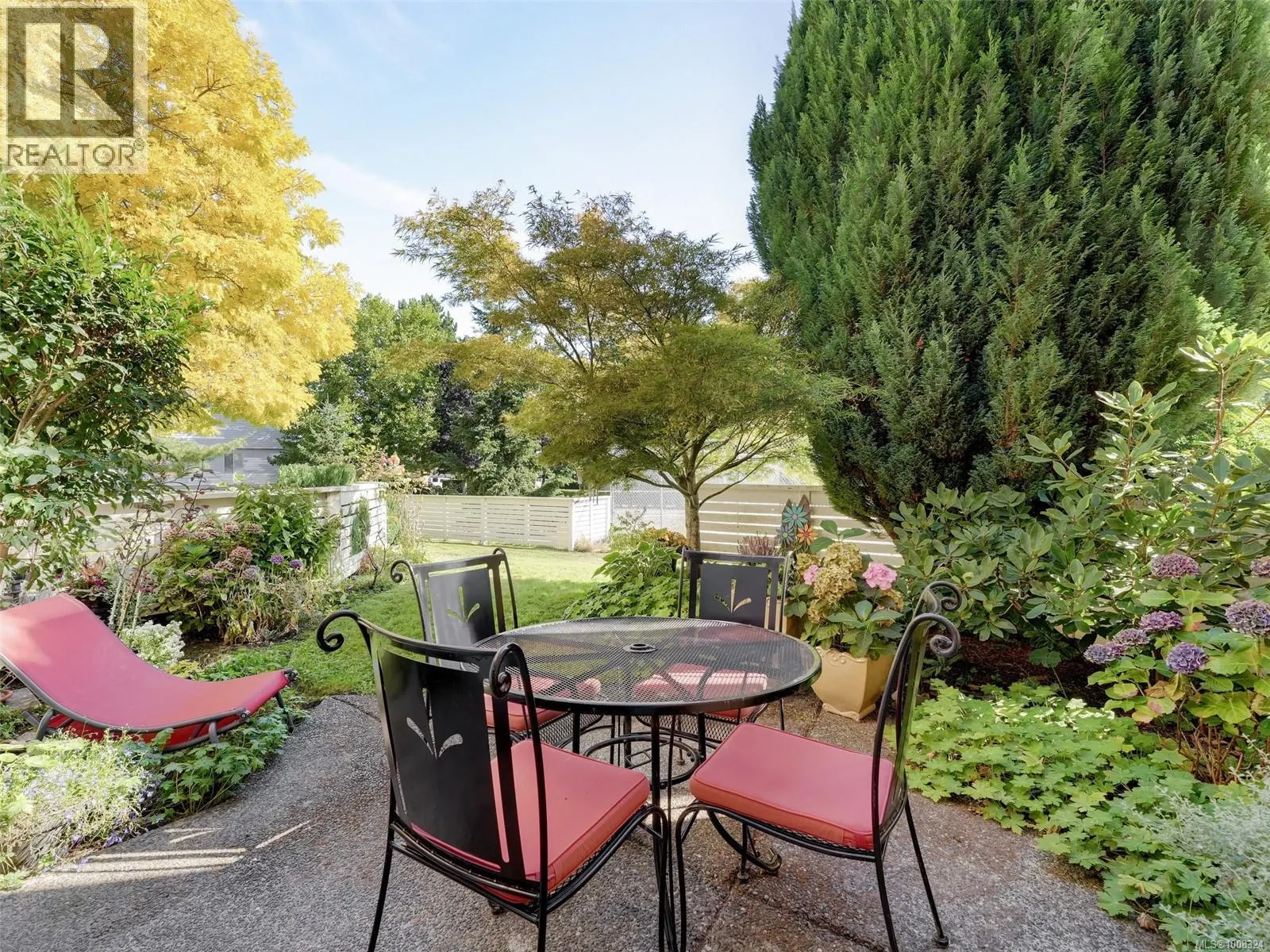 26 10471 Resthaven Dr