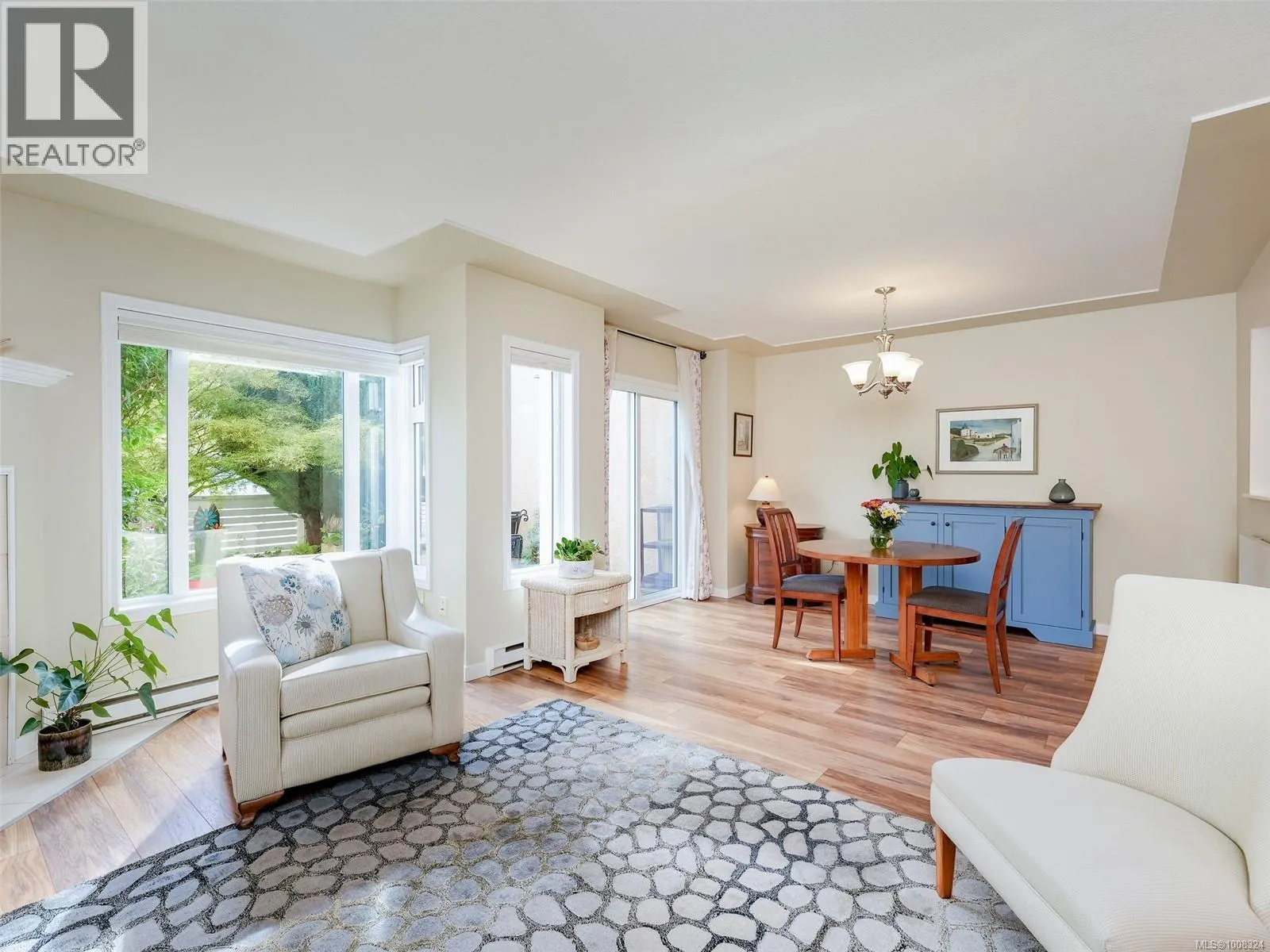 26 10471 Resthaven Dr