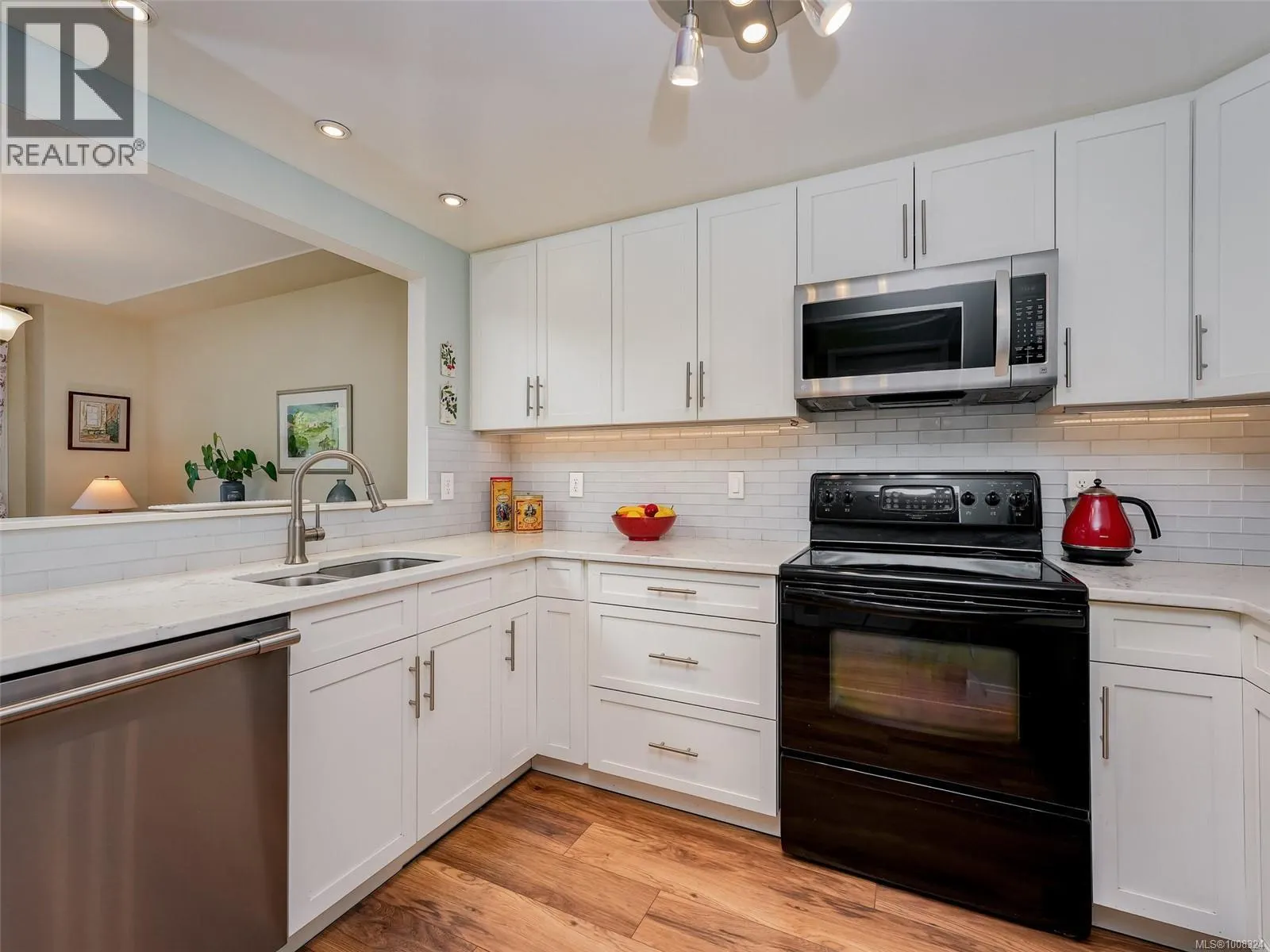 26 10471 Resthaven Dr