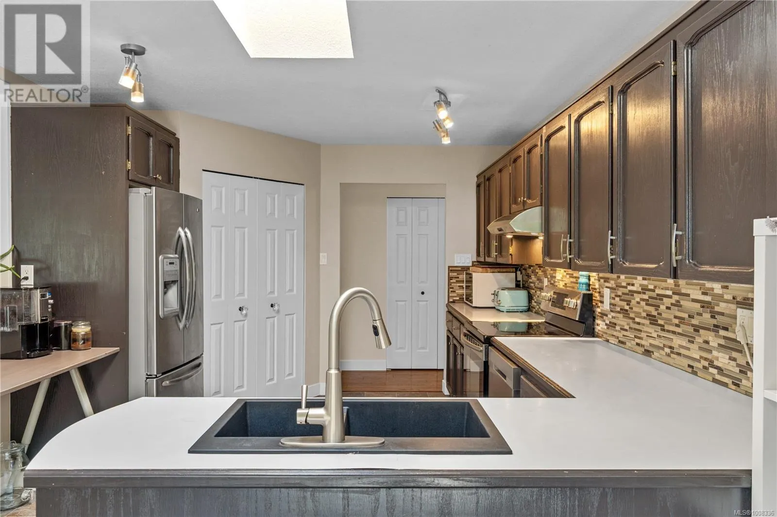 667 Tamarack Dr