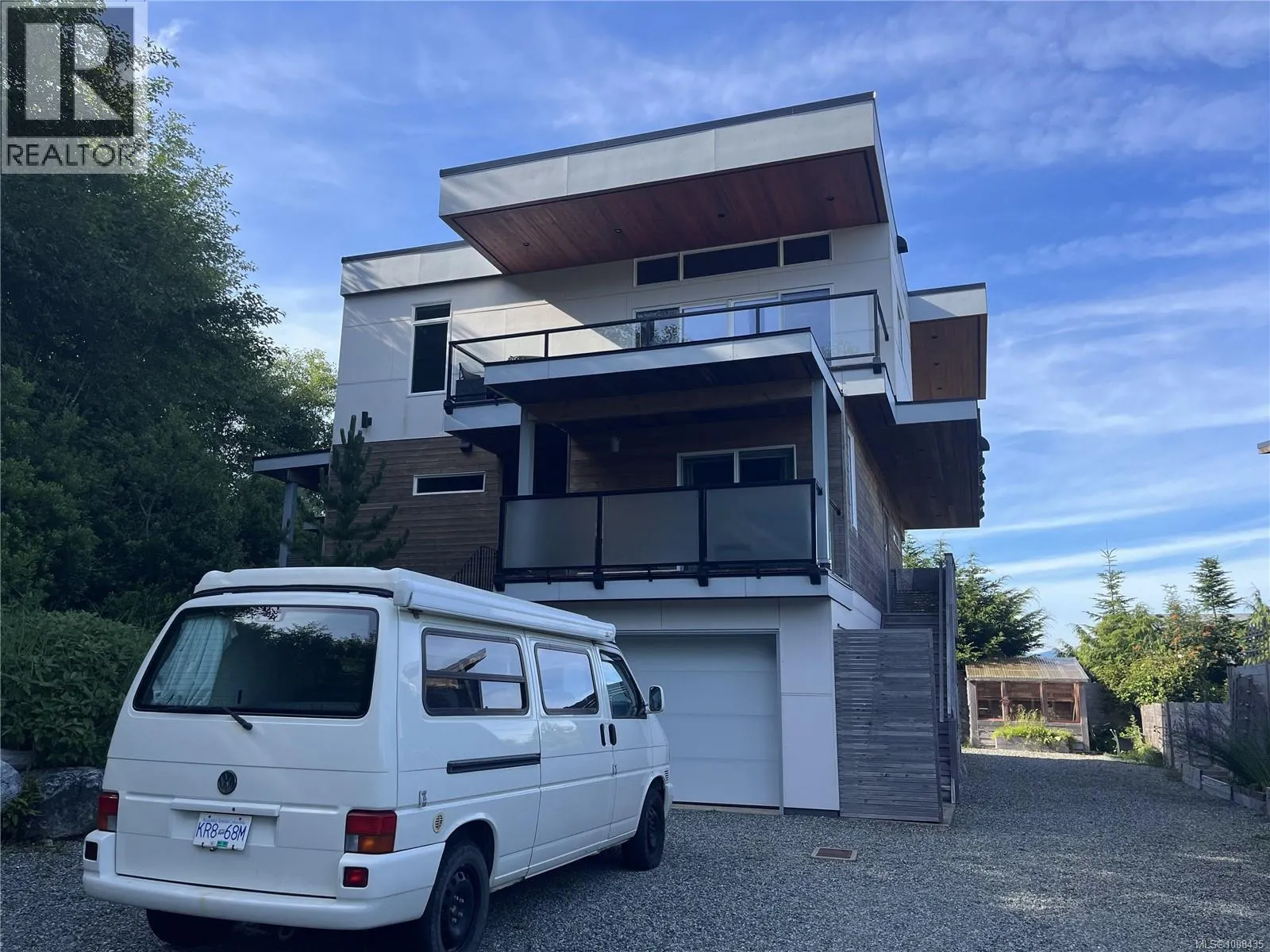 604 Alberto Rd