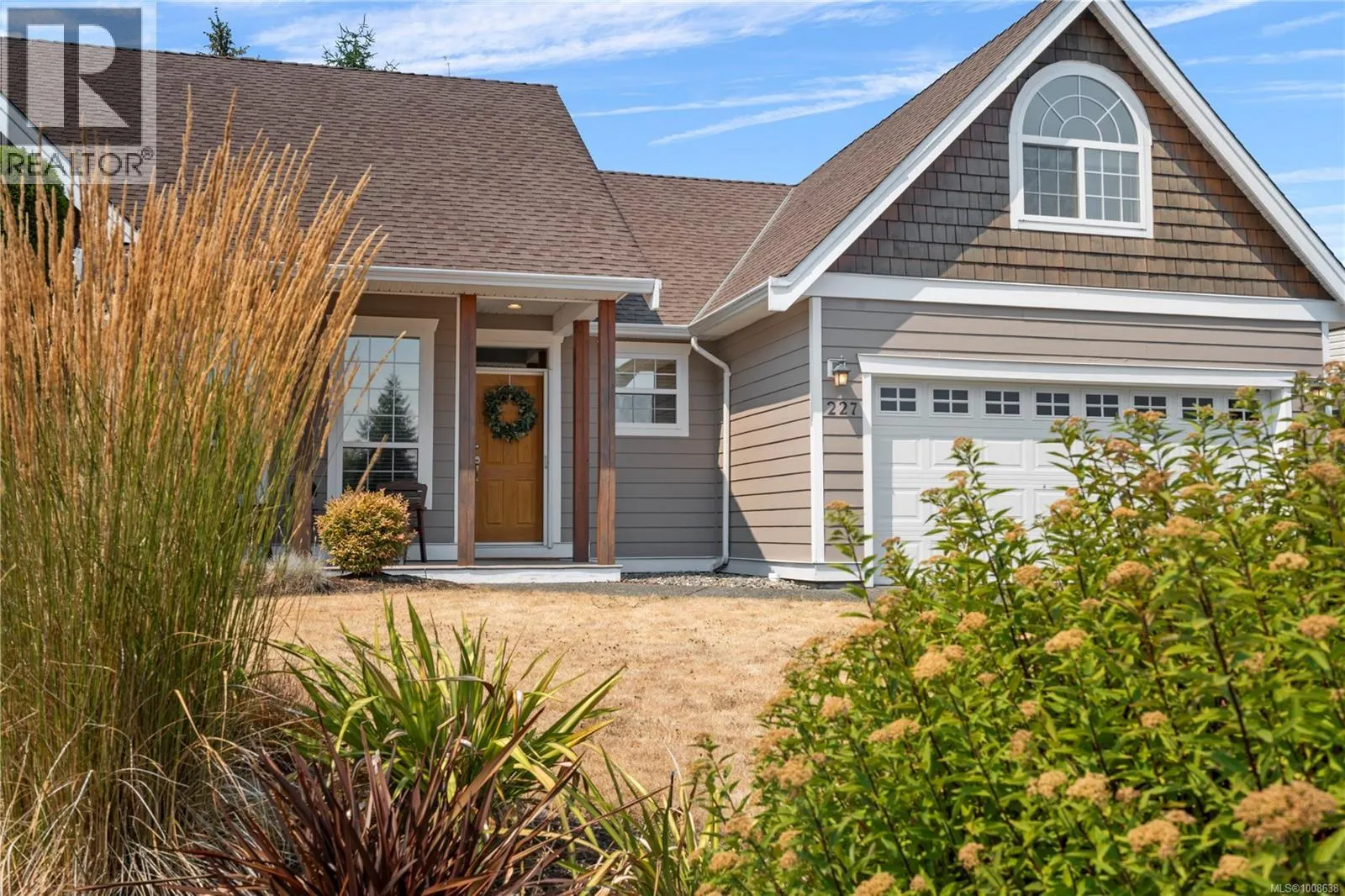 227 Lodgepole Dr