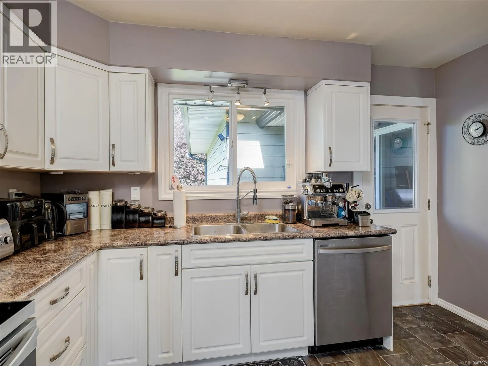 10378 Patricia Pl