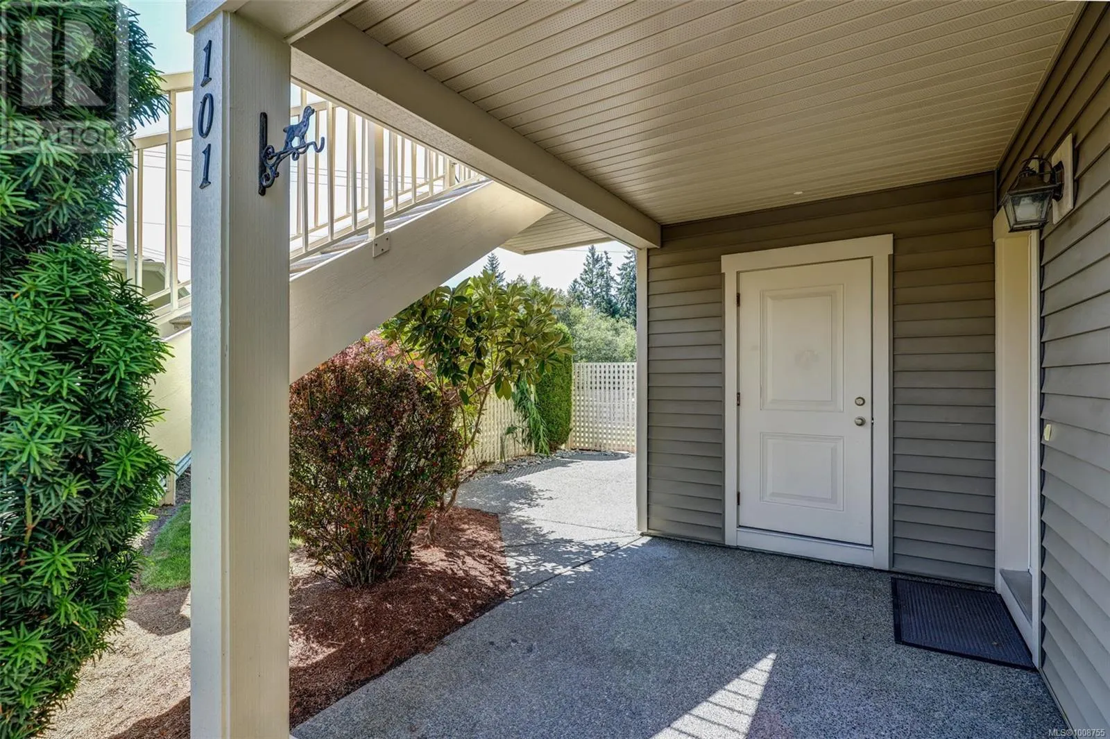 101 5945 Kaden Pl