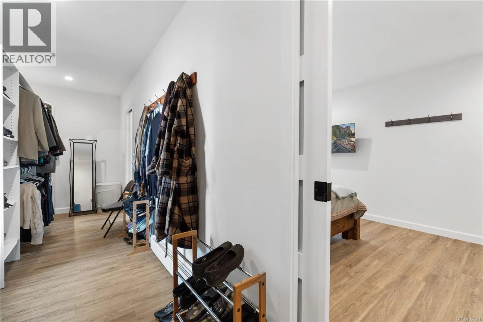 250 Cedar St