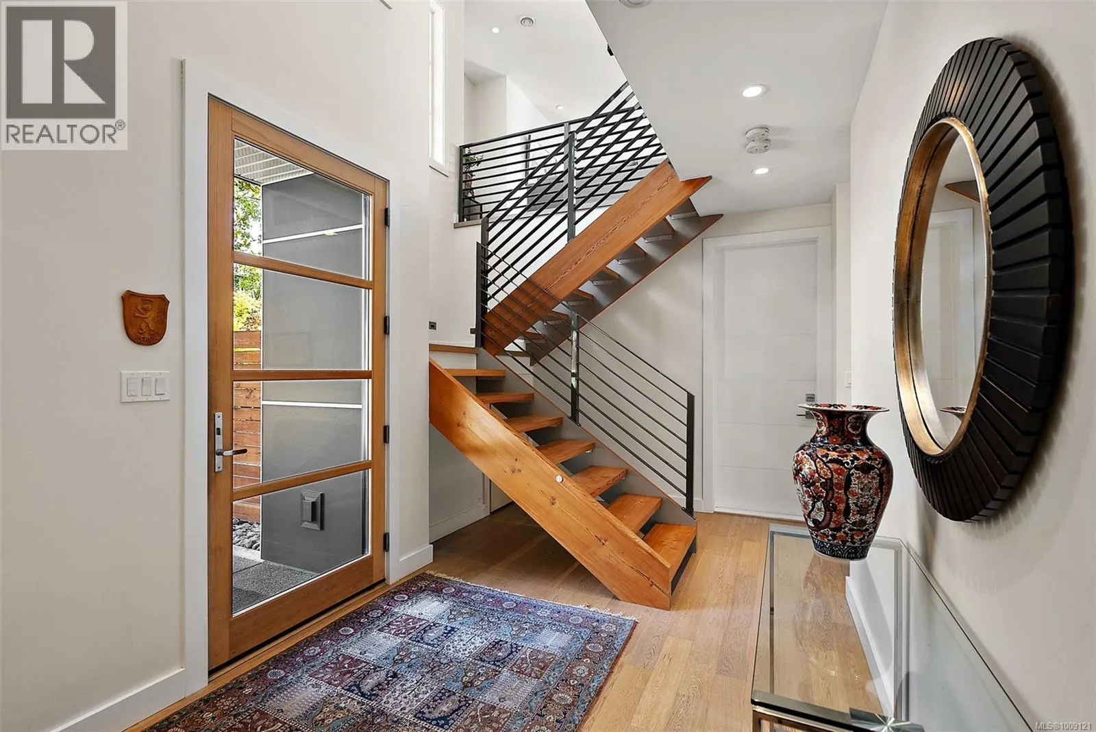 776 Harding Lane