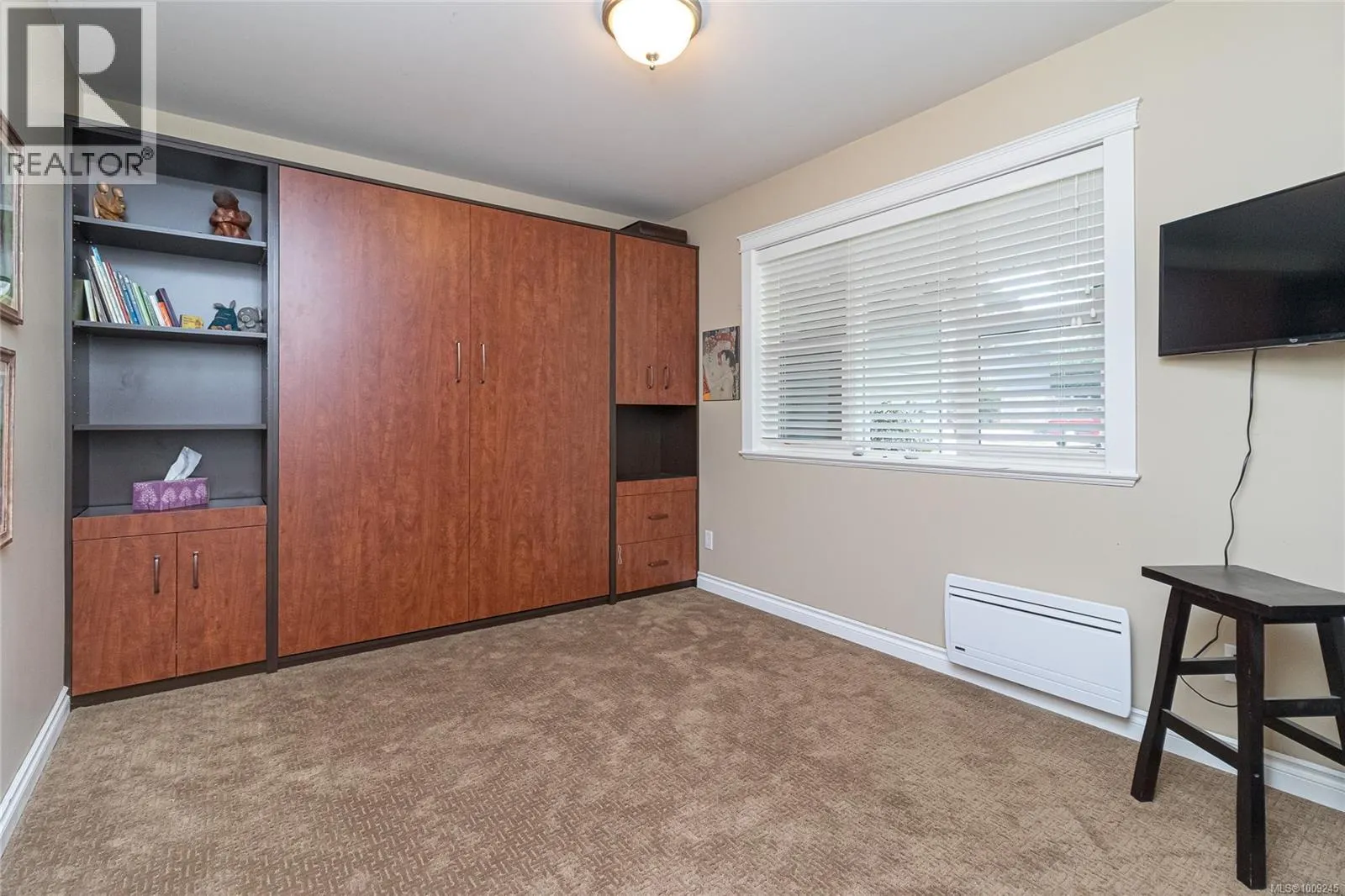 1092 Lucille Dr