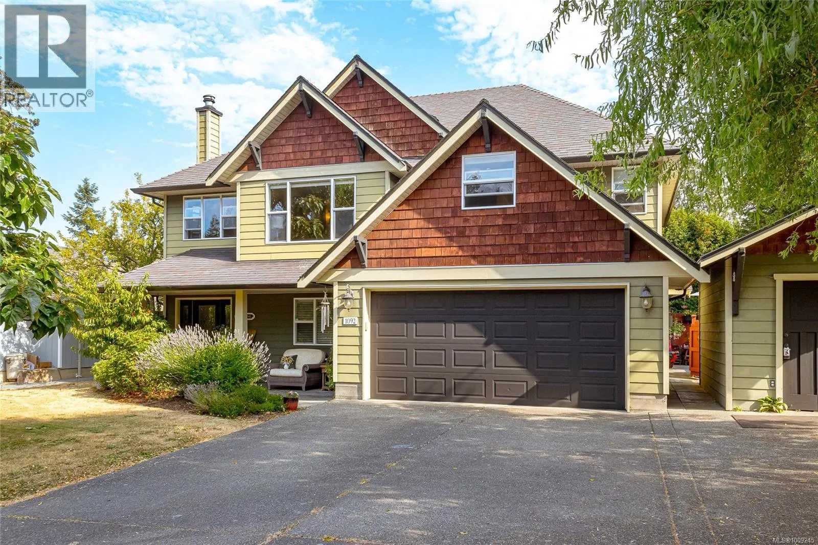 1092 Lucille Dr