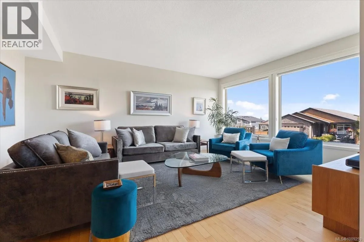 5647 Oceanview Terr