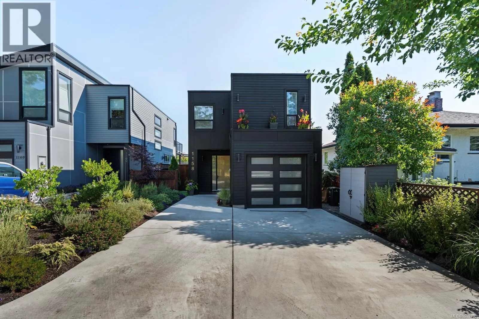 1158 Craigflower Rd