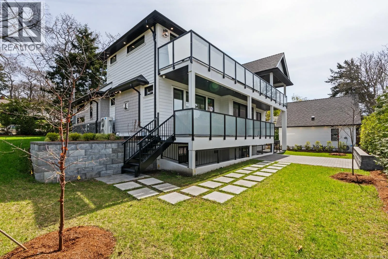 1918 Shotbolt Rd