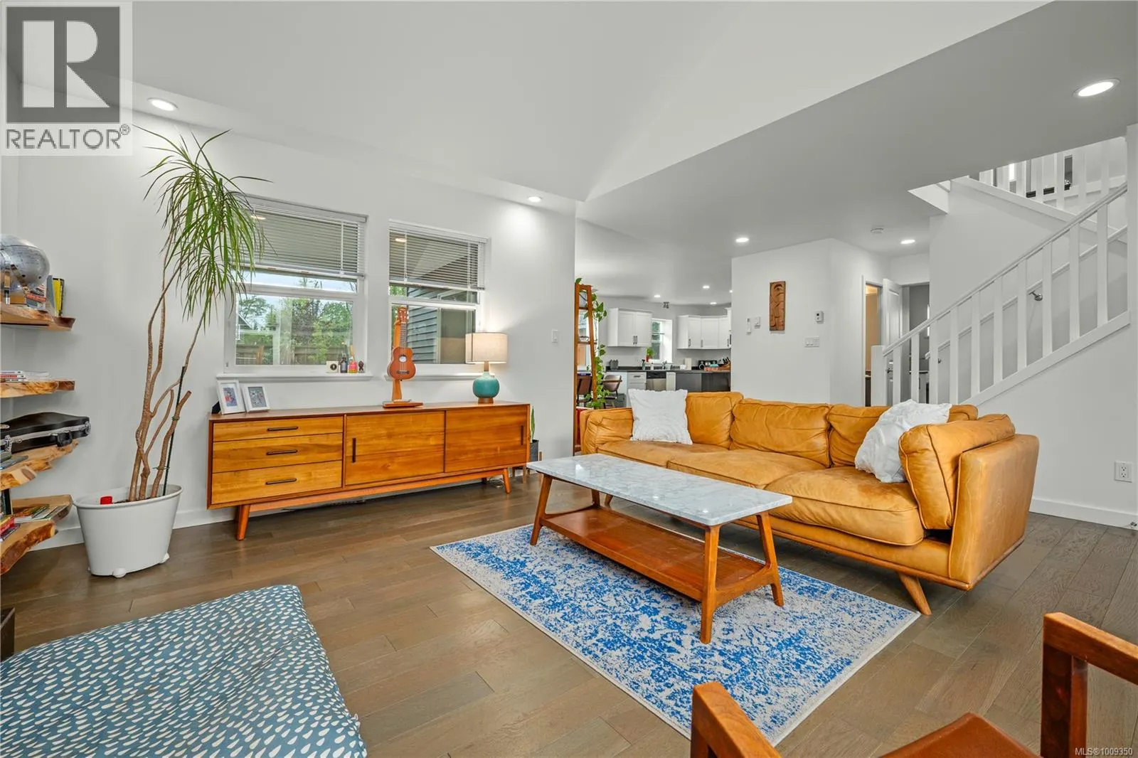 4524 Buena Vista Pl