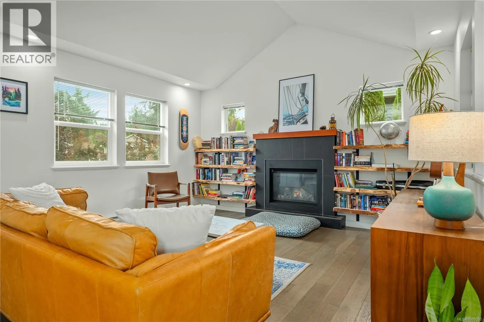 4524 Buena Vista Pl