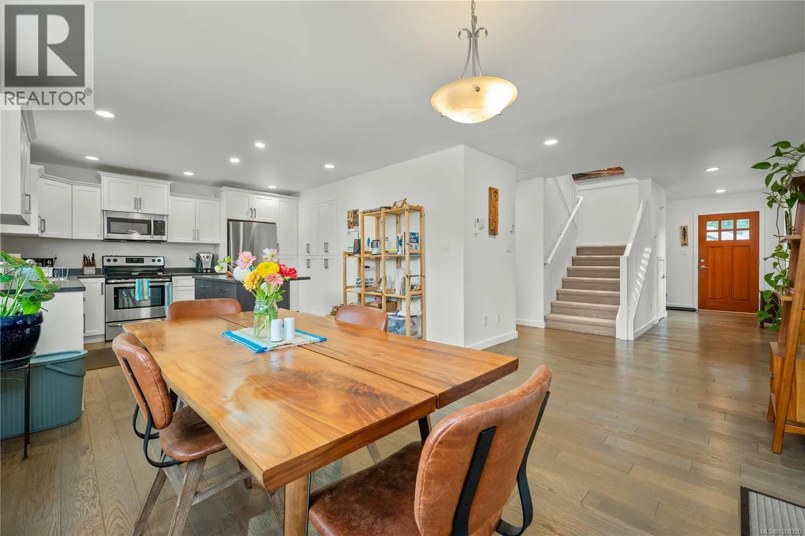 4524 Buena Vista Pl