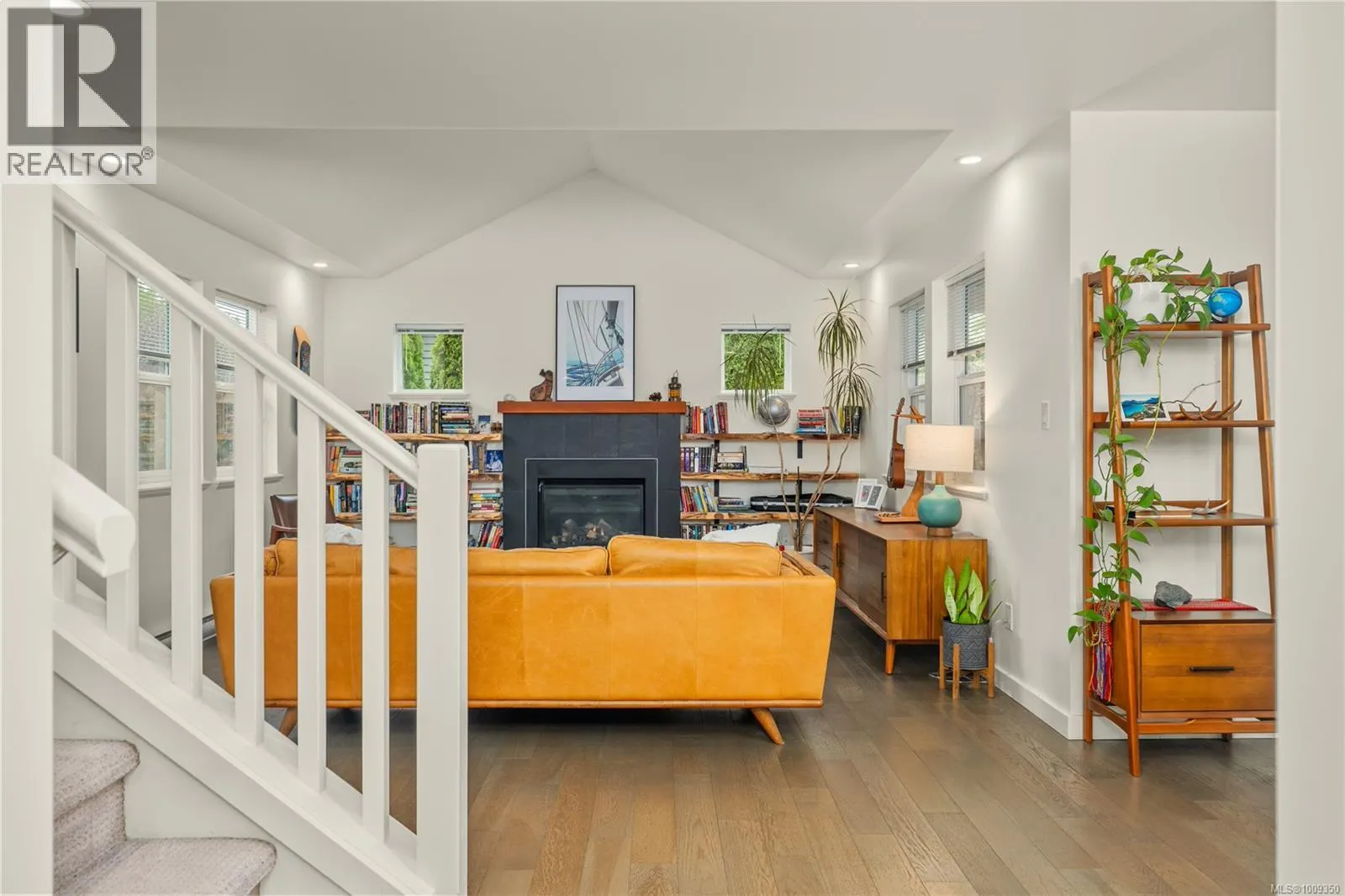 4524 Buena Vista Pl