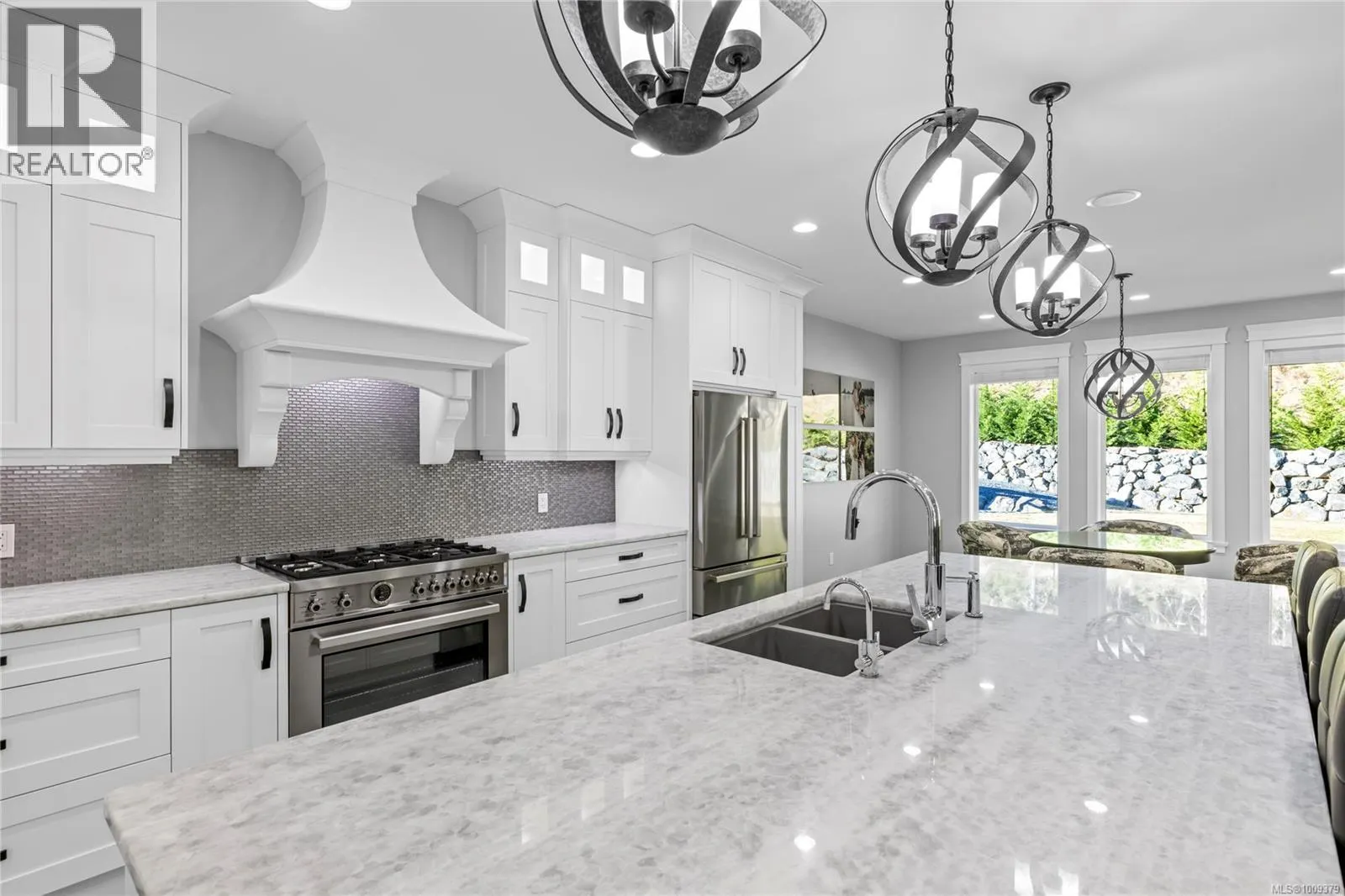 6127 Chase Dr