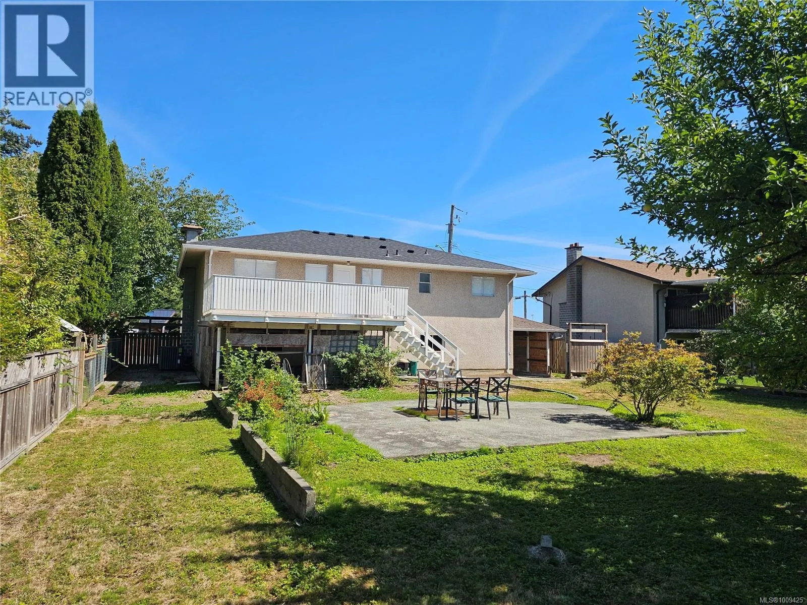 5890 CHESTERFIELD Ave