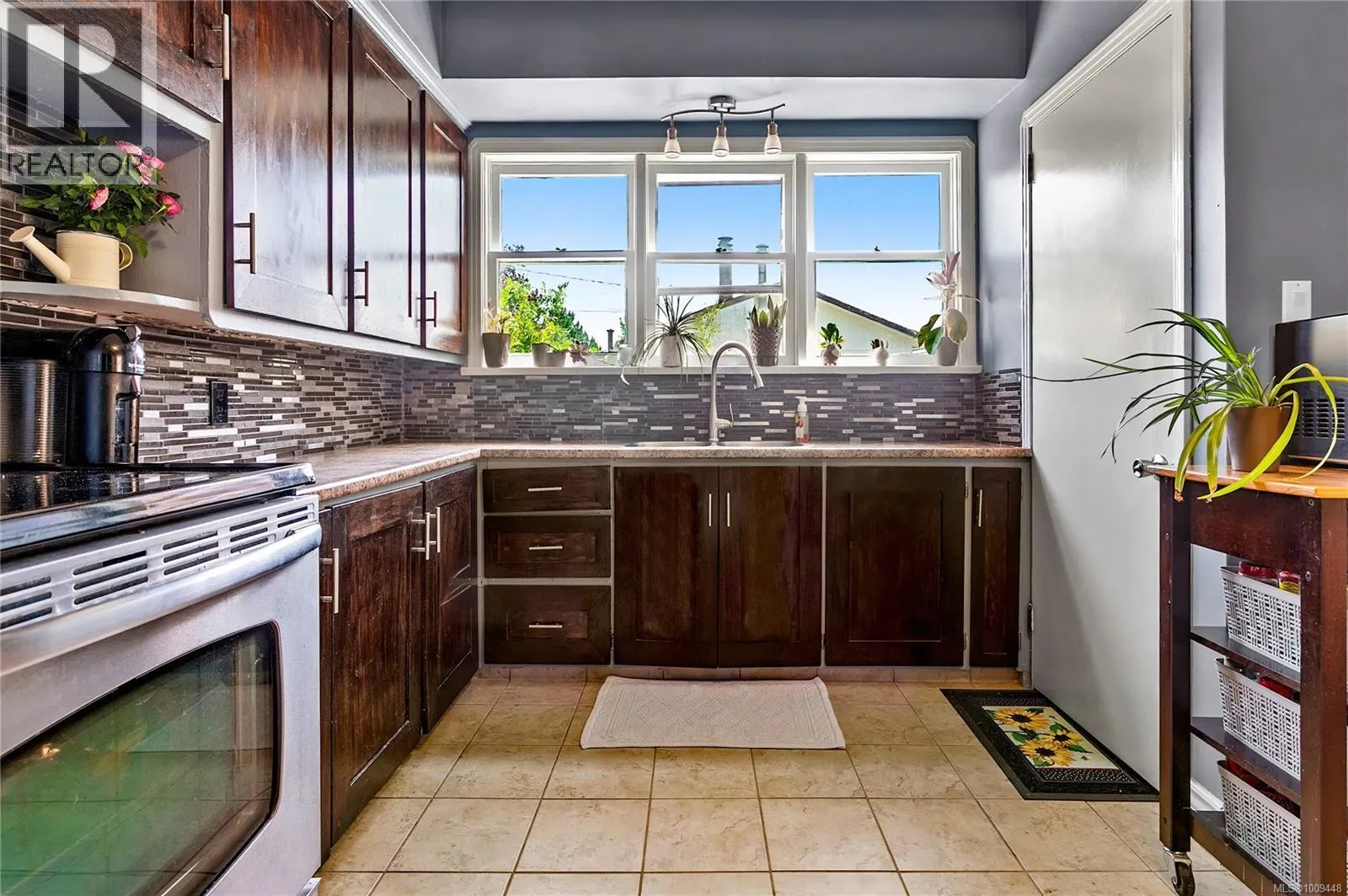 1815 San Pedro Ave