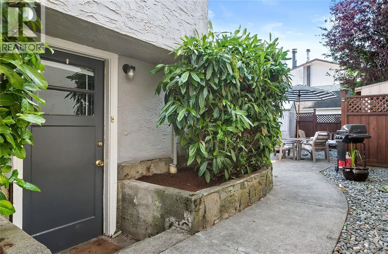 1815 San Pedro Ave