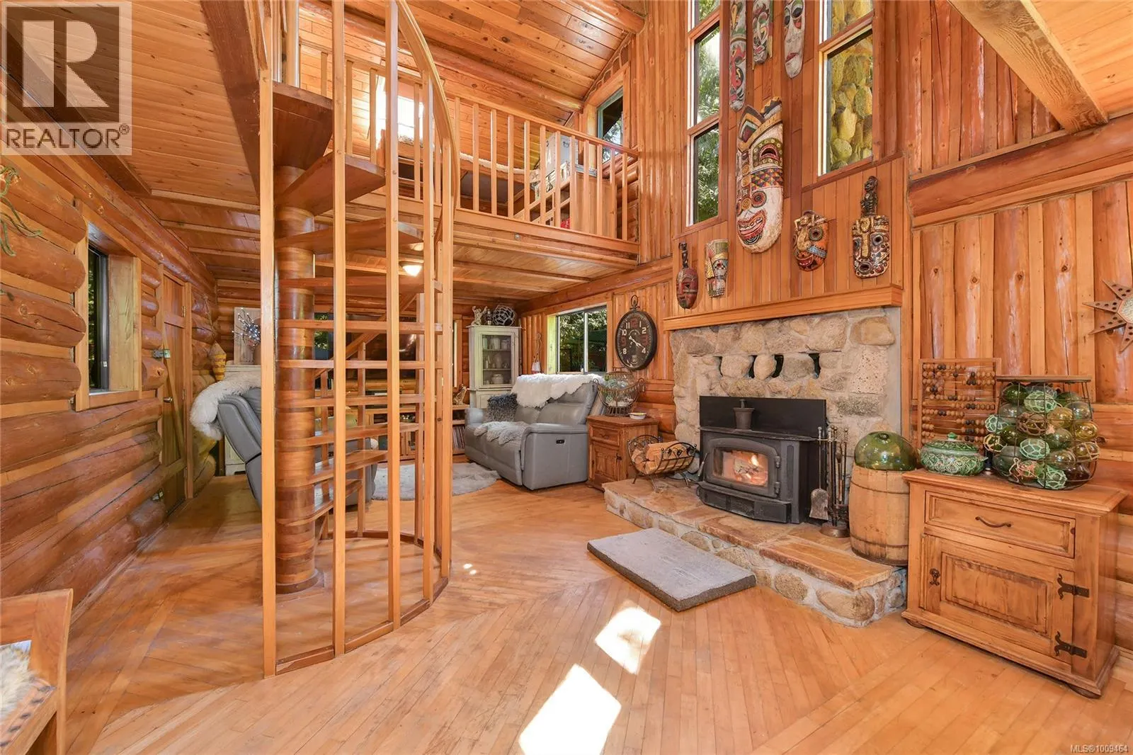 604 Waugh Rd
