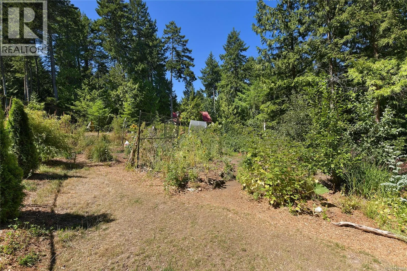 604 Waugh Rd